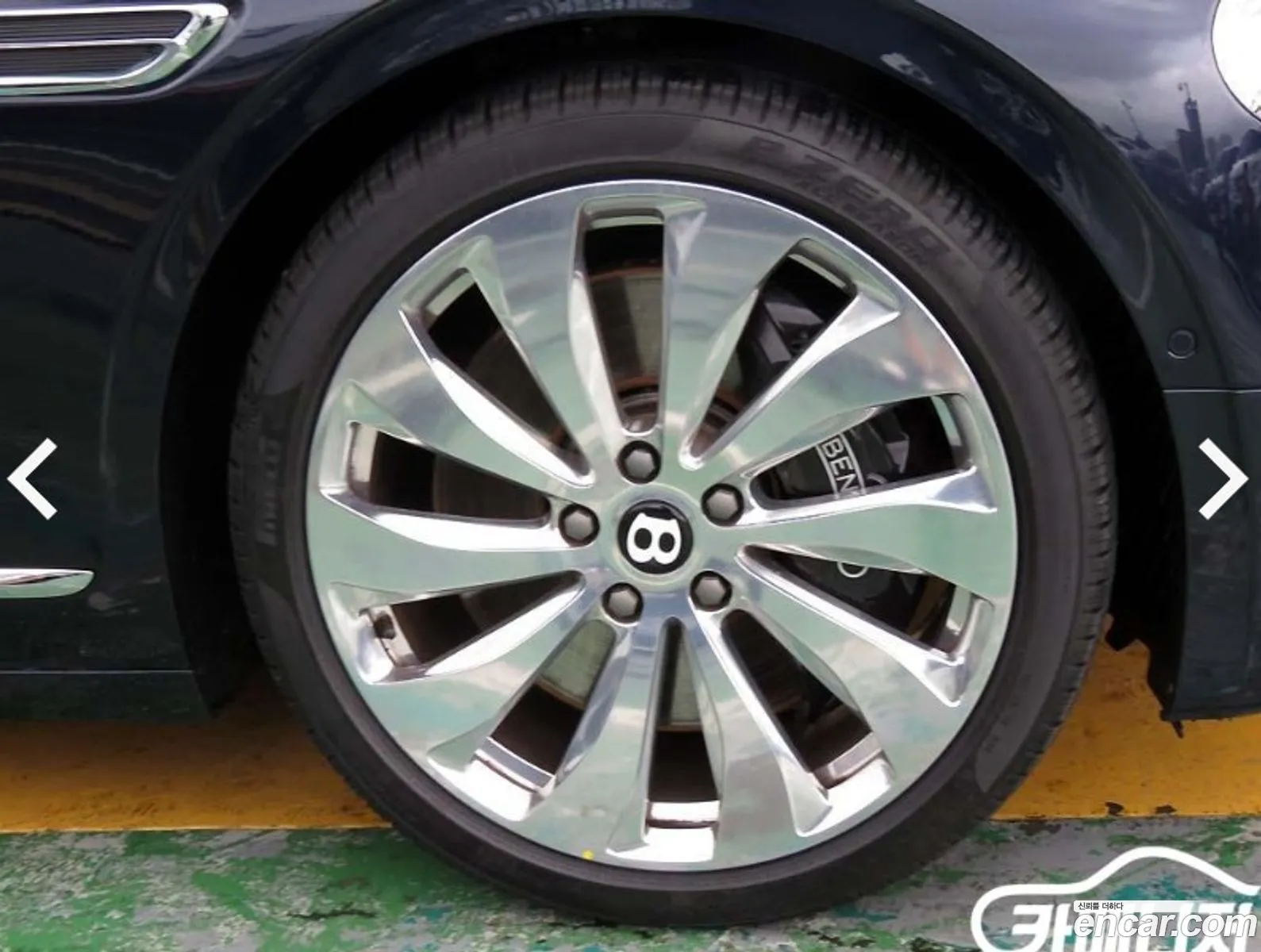 Bentley Flying Spur 2022 — 11