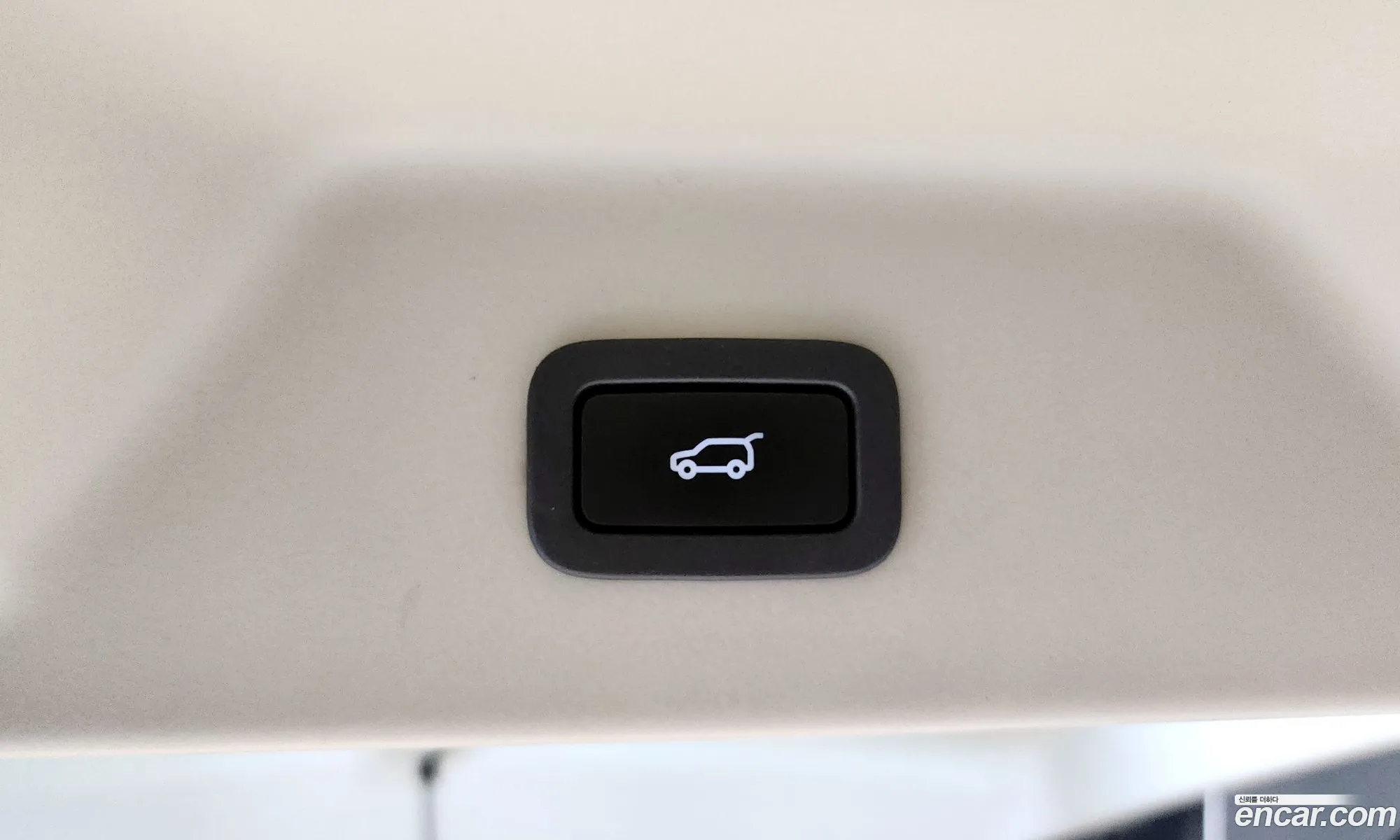 Land Rover Range Rover 2017 SALGA2FJ6HA344941 — 17