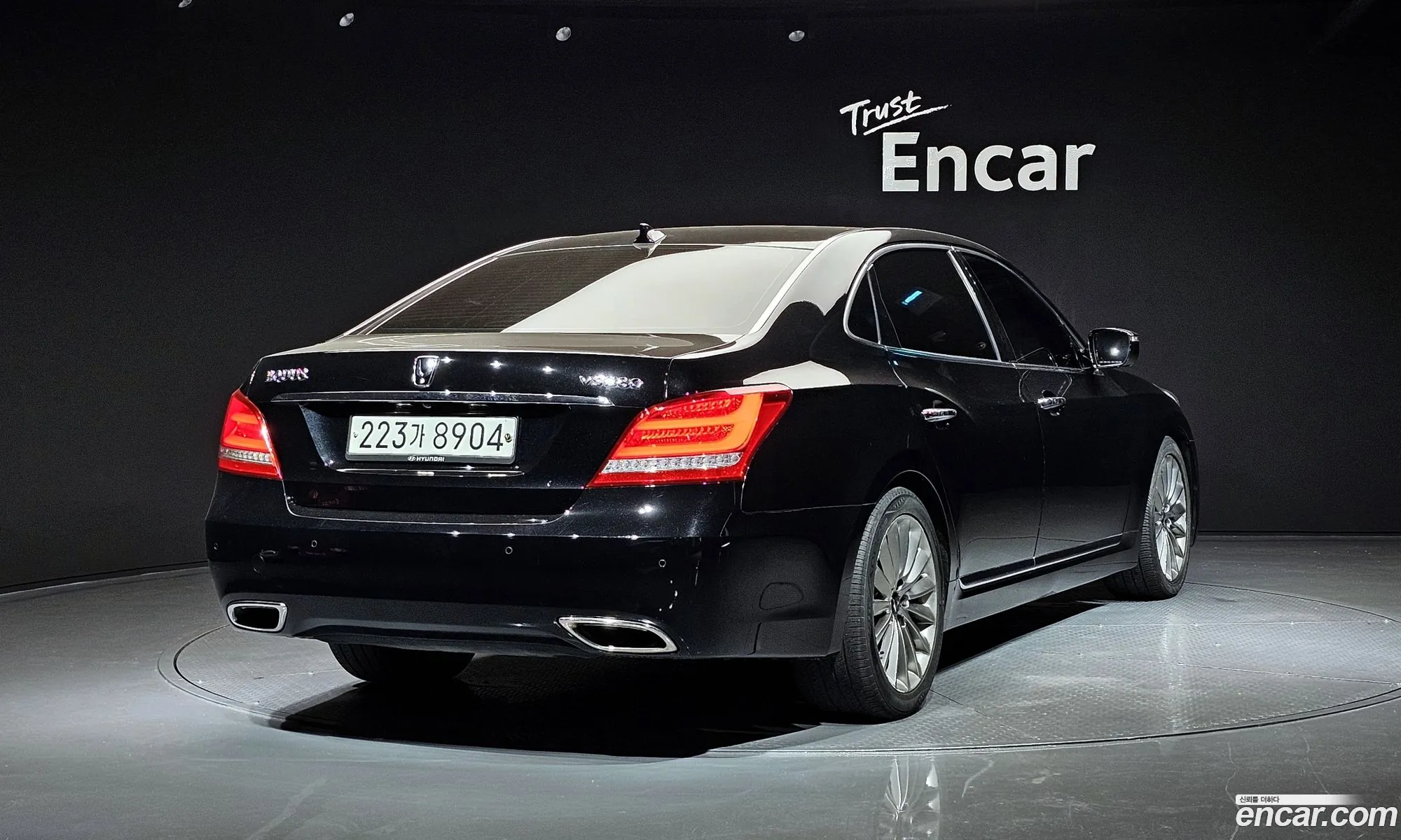 Hyundai Equus 2015 — 13