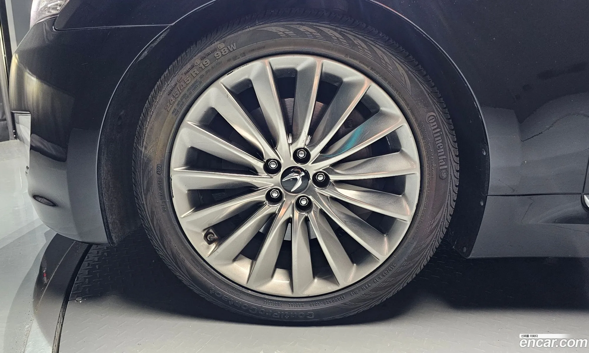 Hyundai Equus 2015 — 6