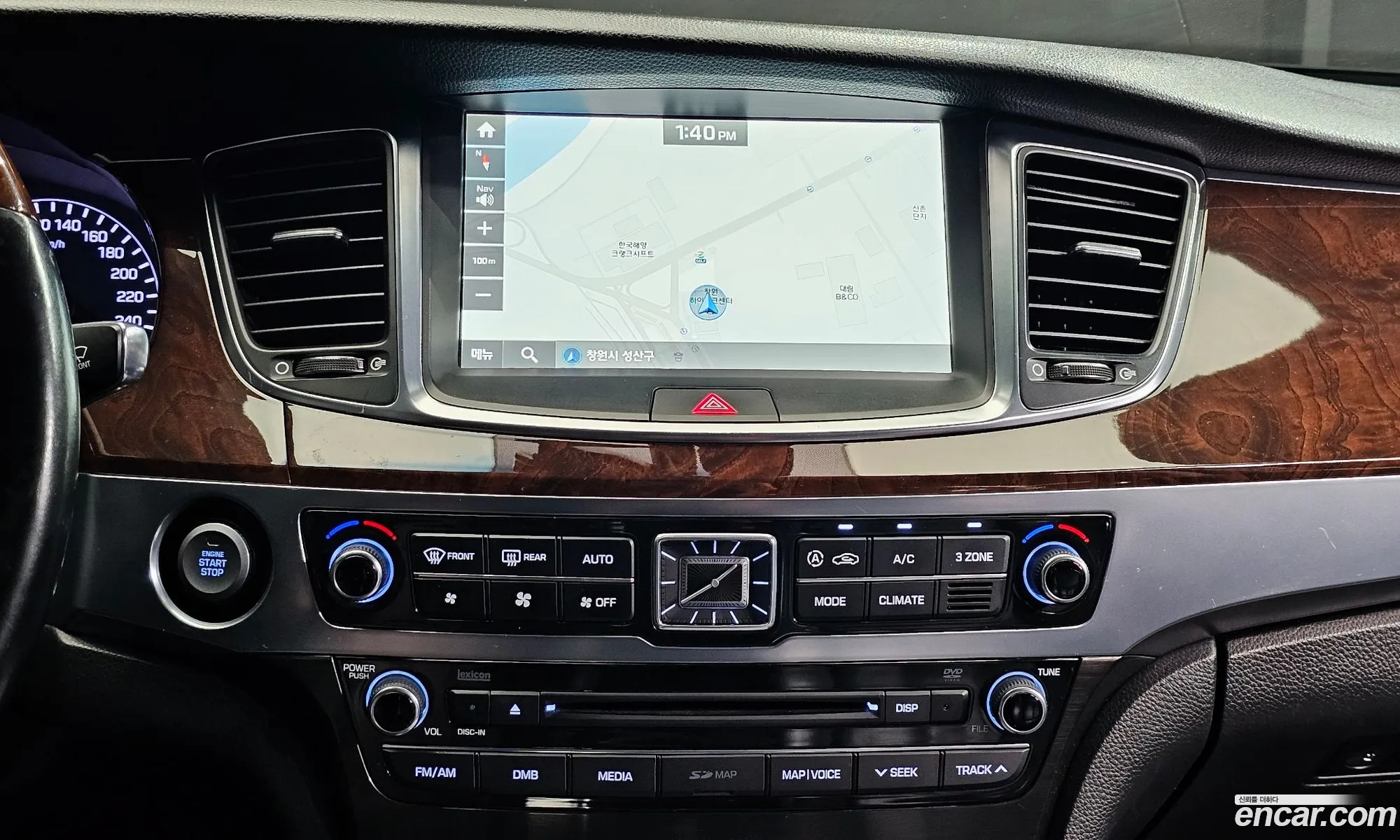 Hyundai Equus 2015 — 12