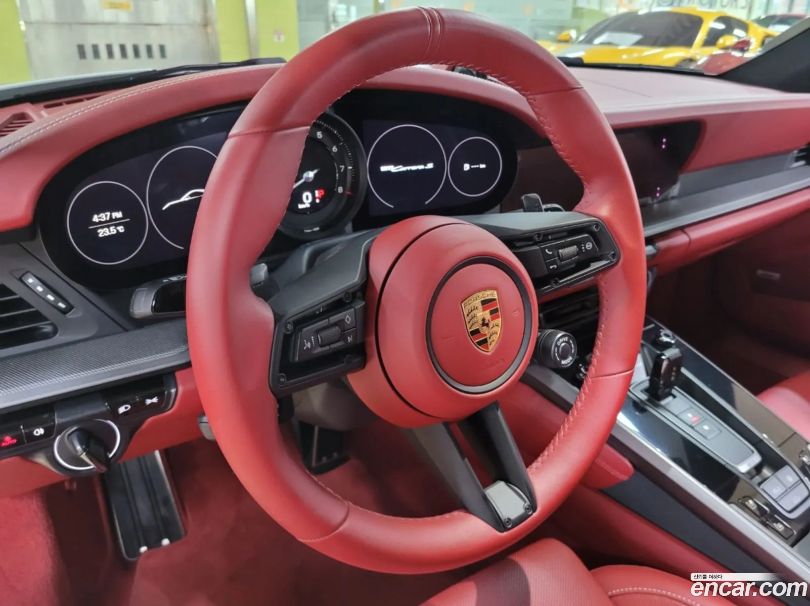 Porsche 911 2021 — 10