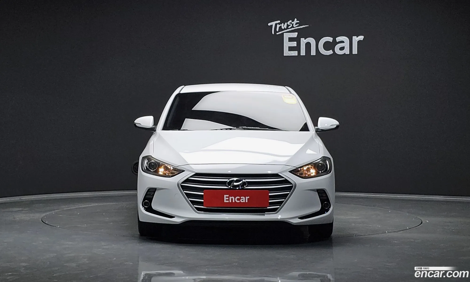 Hyundai Elantra AD 2018 — 20