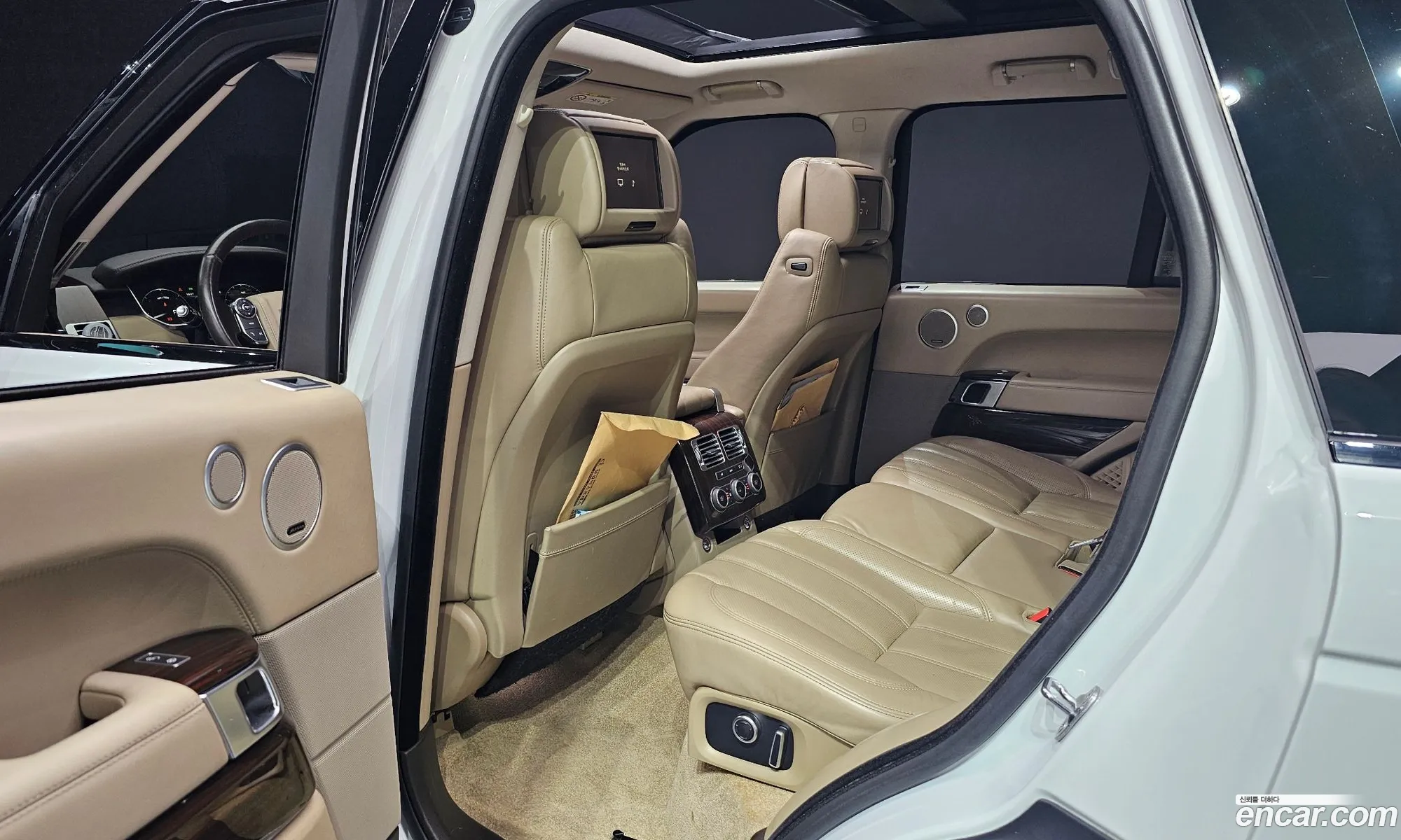 Land Rover Range Rover 2015 SALGA2JF8GA249122 — 13