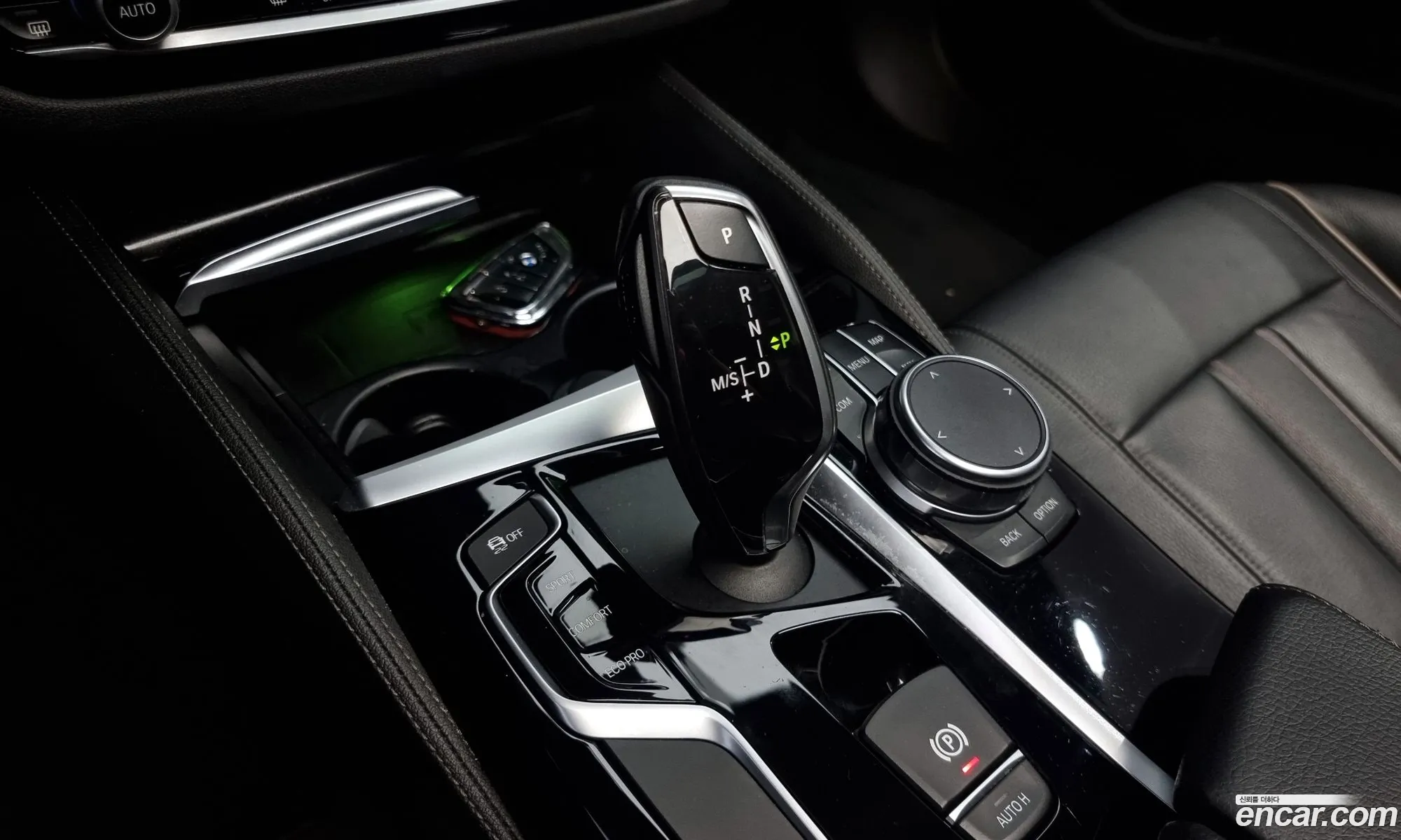 BMW 5 Series 2018 WBAJK7108JBP72576 — 15