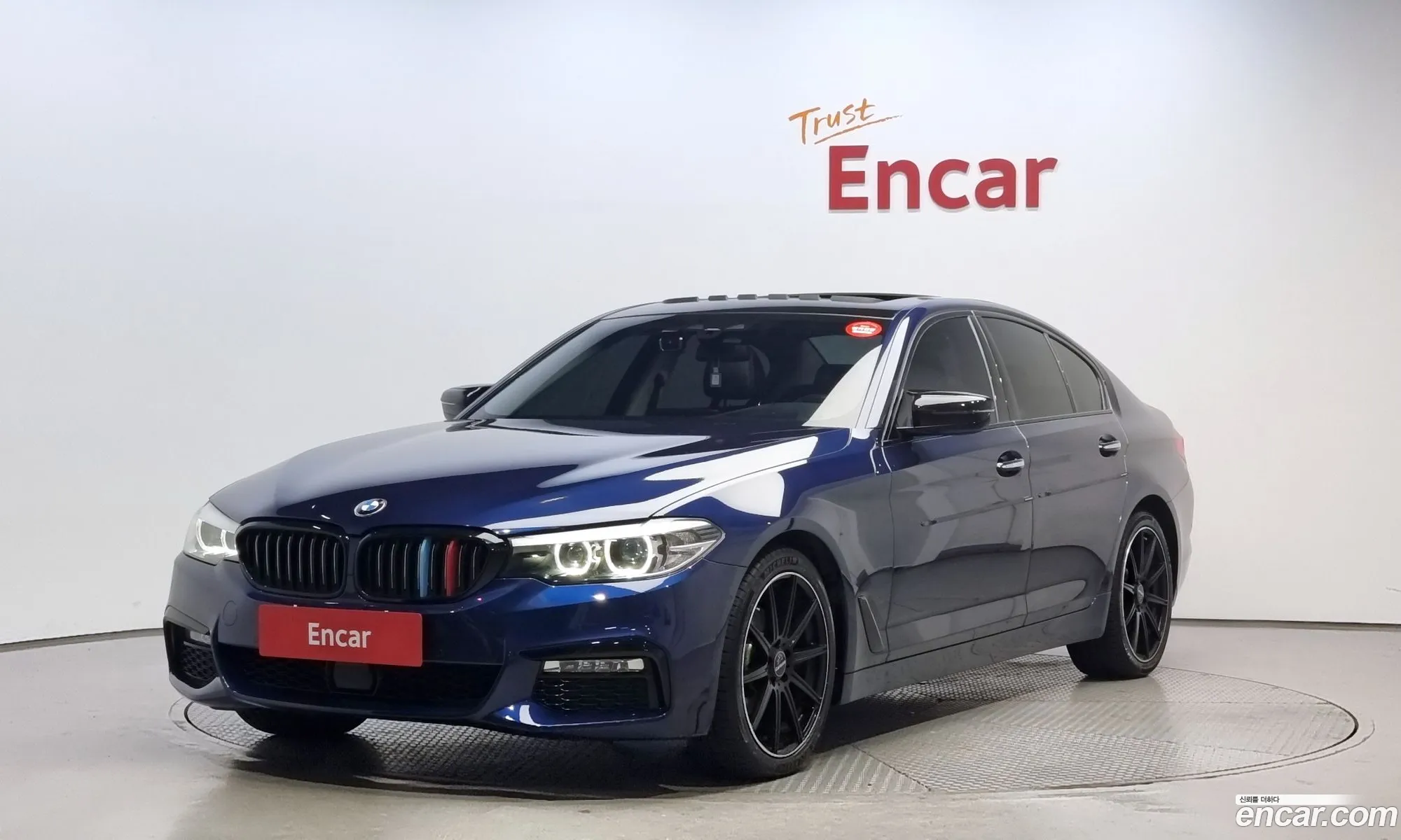 BMW 5 Series 2018 WBAJK7108JBP72576 — 5