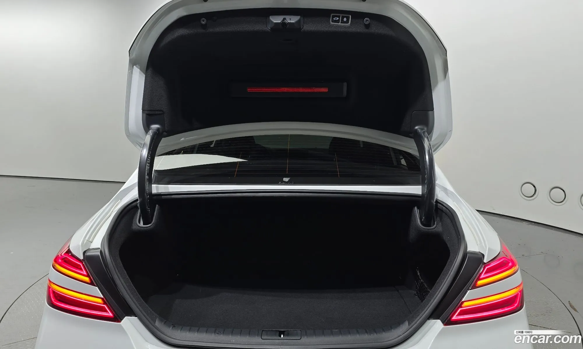 Genesis G70 2021 — 8