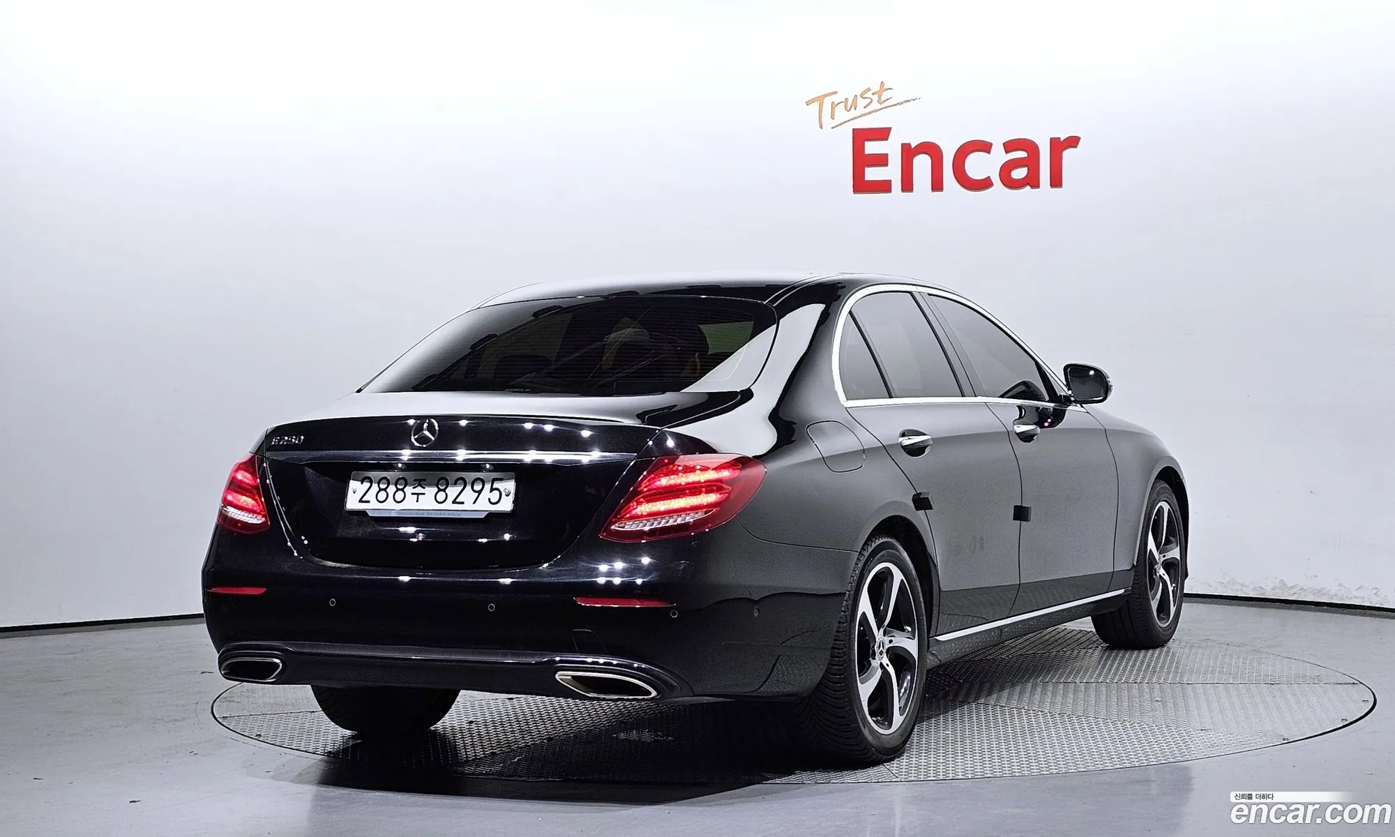 Mercedes-Benz E-Class W213 2019 WDDZF4FB0LA703950 — 7