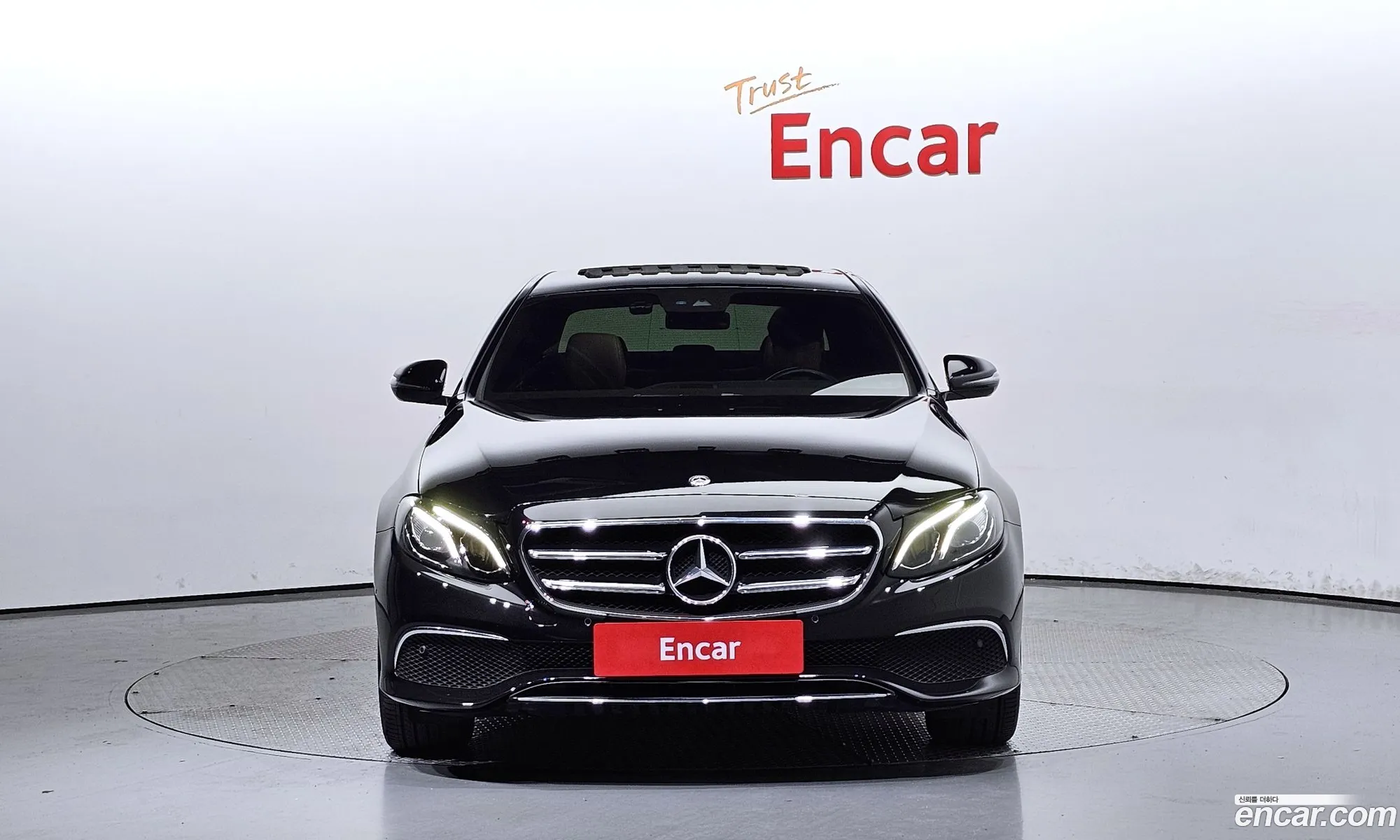 Mercedes-Benz E-Class W213 2019 WDDZF4FB0LA703950 — 11
