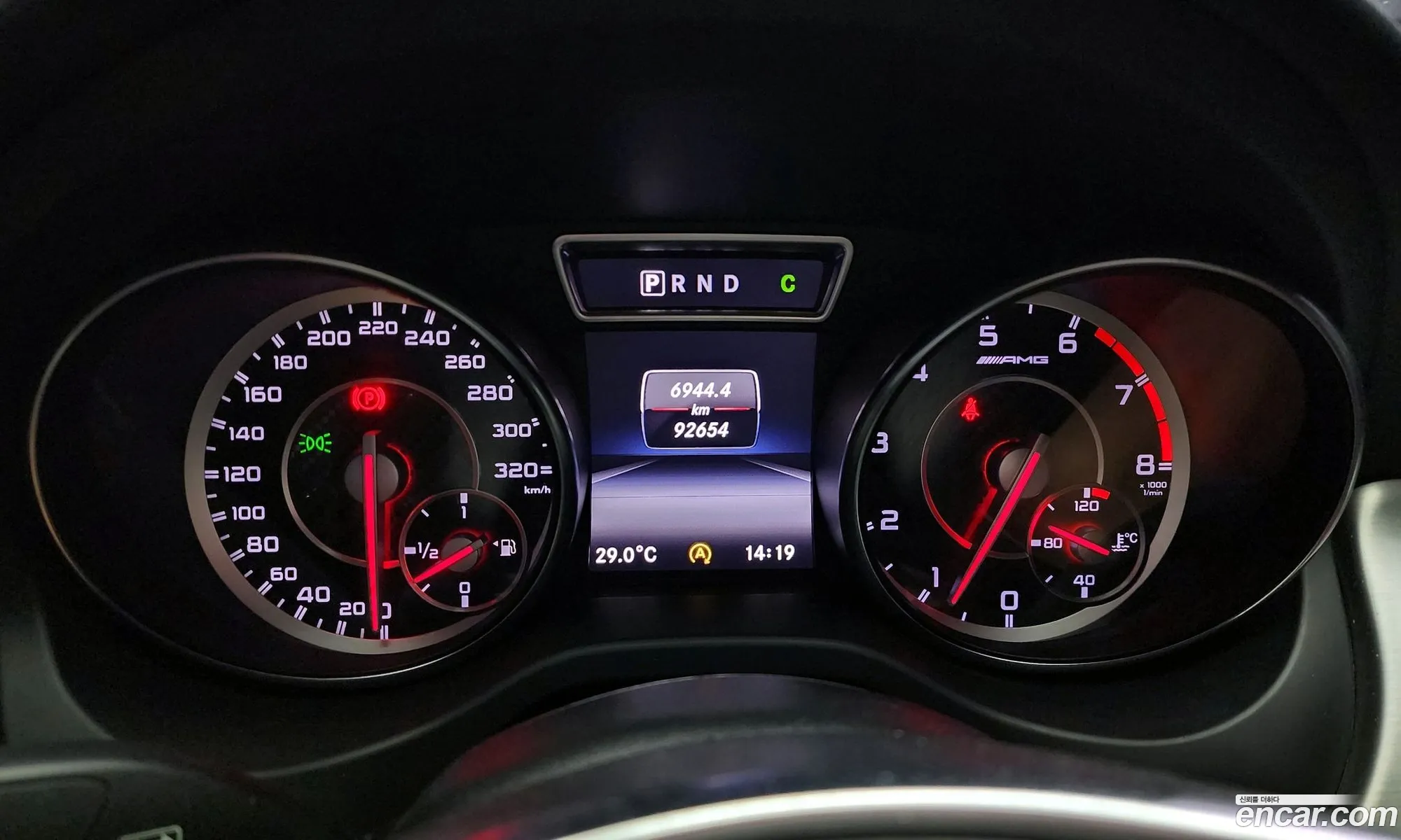 Mercedes-Benz CLA-Class C117 2015 WDDSJ5CB3FN202719 — 19