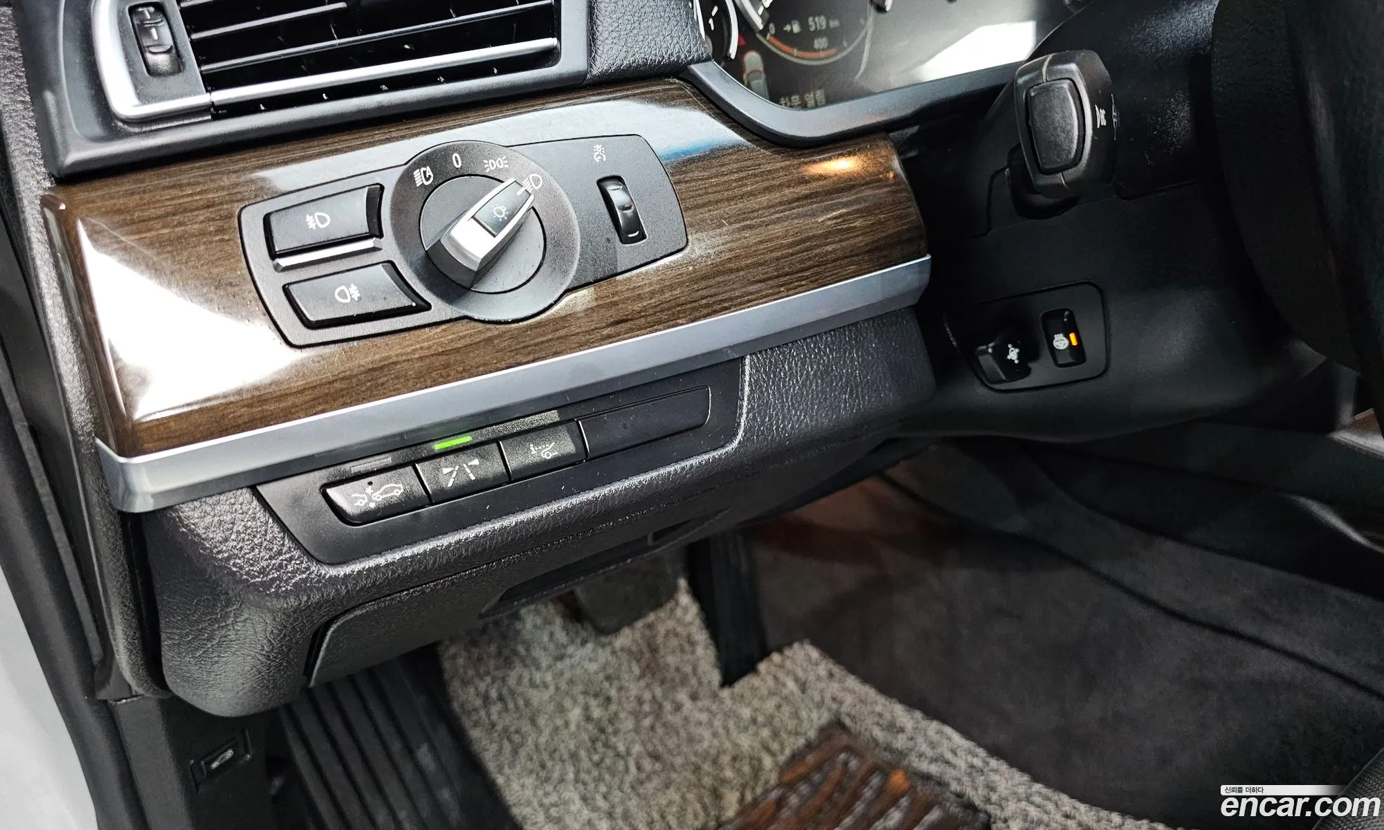 BMW 7 Series 2012 WBAKA4106CC368792 — 11
