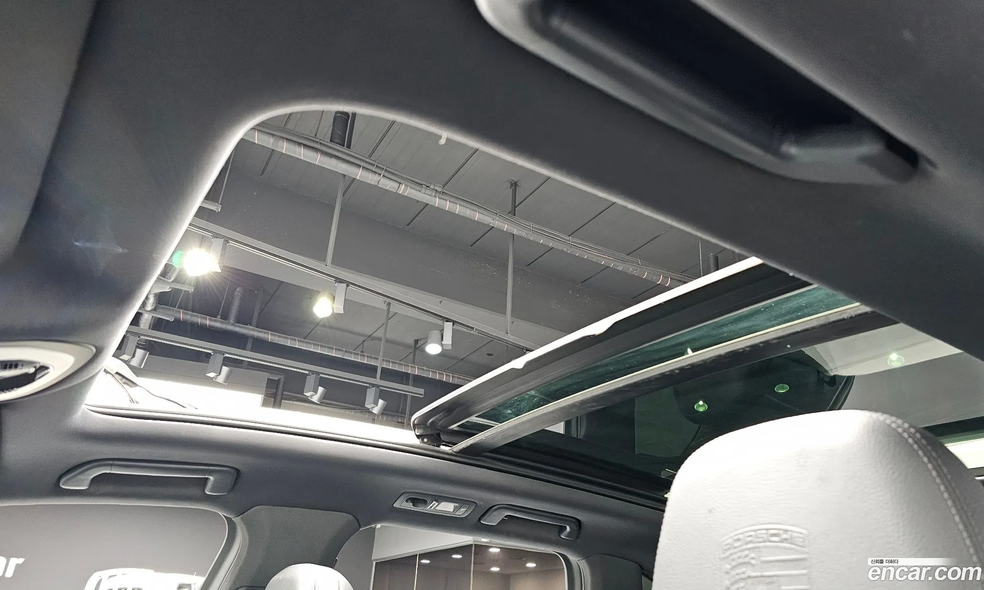 Porsche Cayenne 2015 WP1AF2925FLA32337 — 19