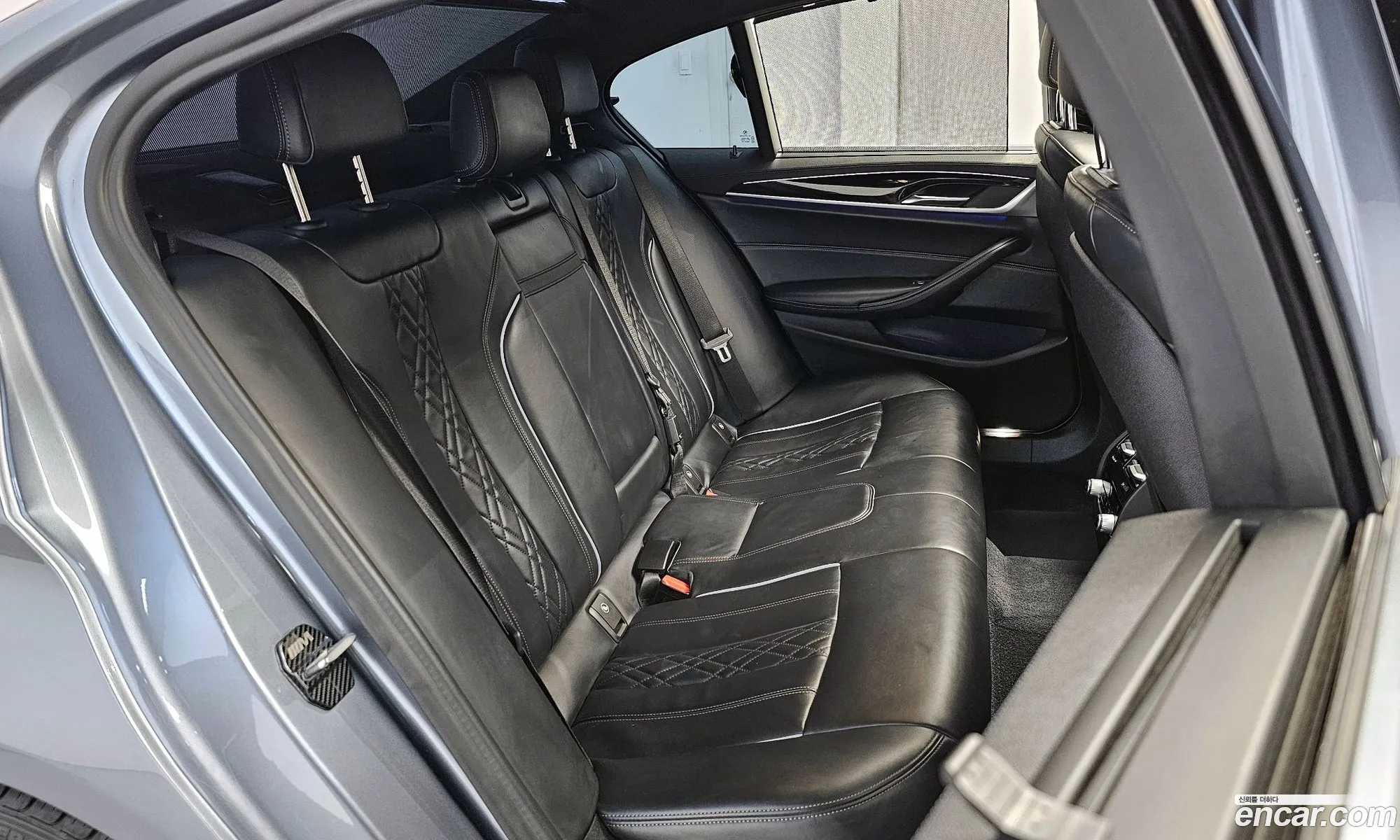BMW 5 Series 2019 WBAJD3104KB318054 — 20