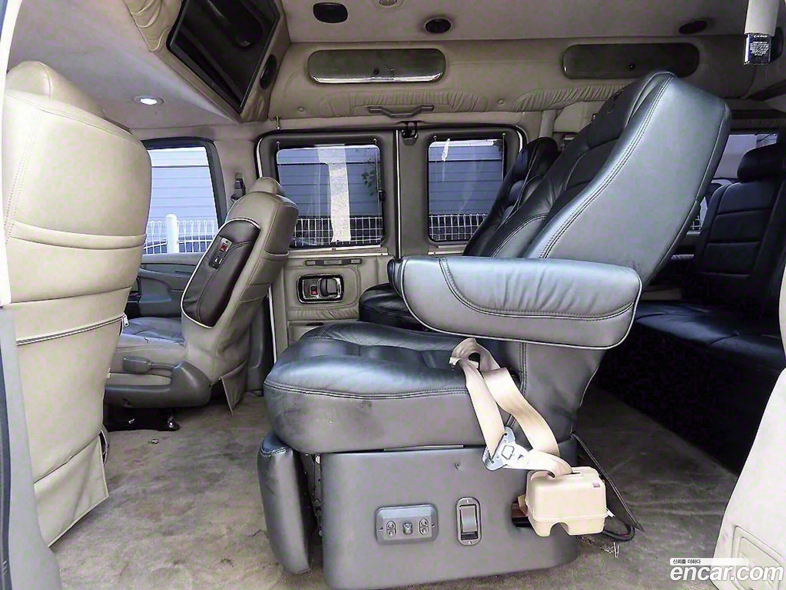Chevrolet Express Van 2006 — 2