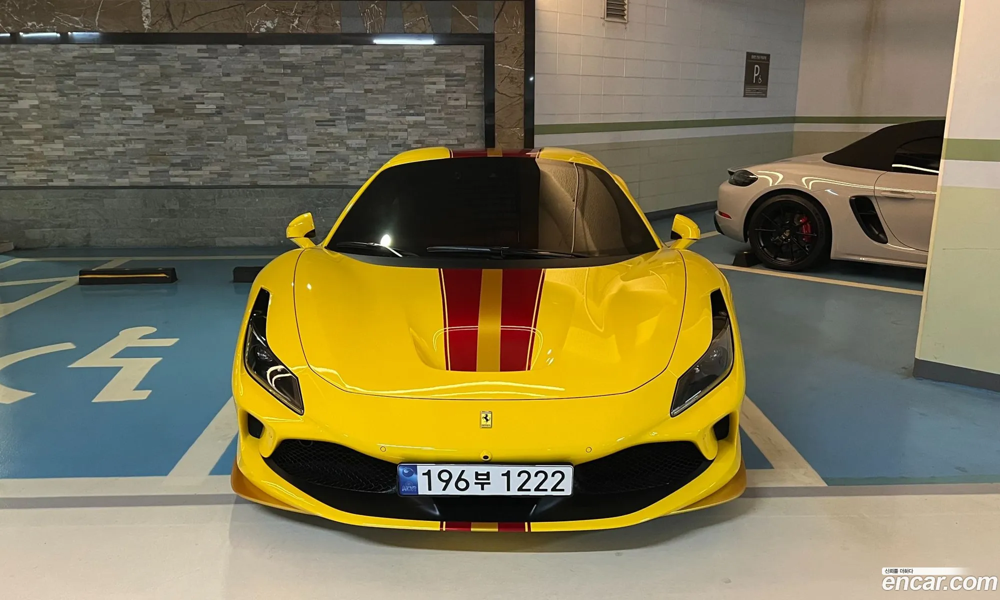 Ferrari F8 Spider 2022 — 3