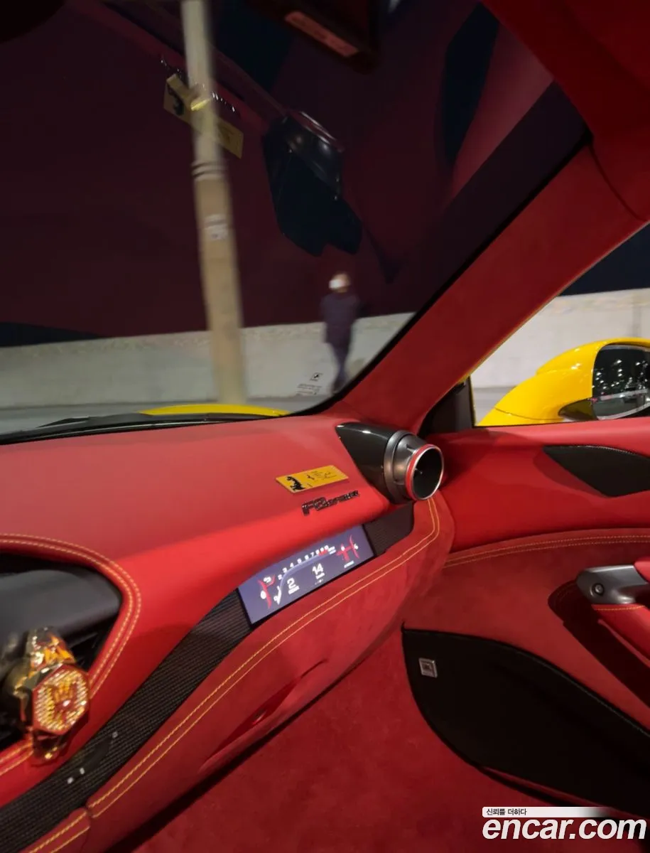 Ferrari F8 Spider 2022 — 6