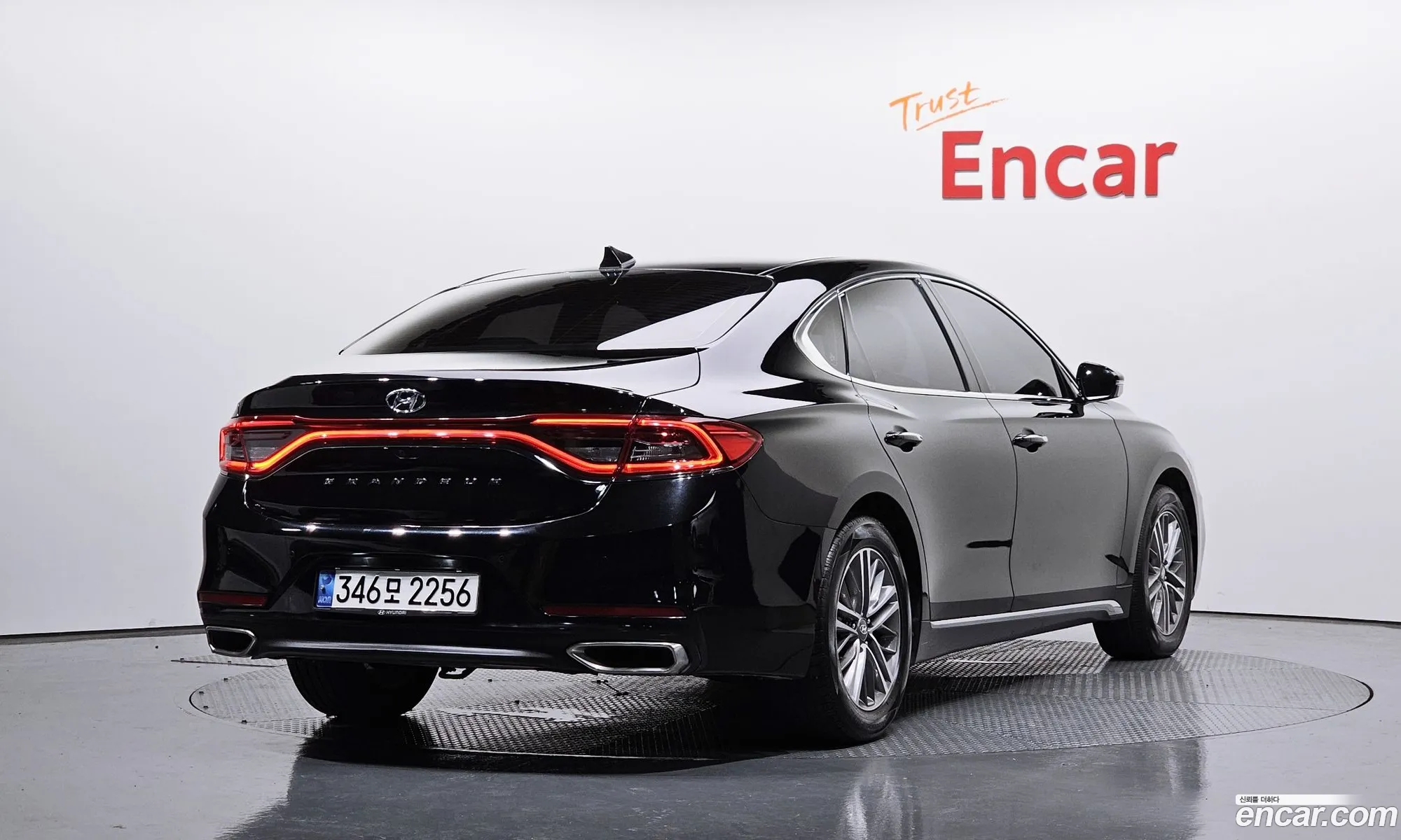 Hyundai Grandeur IG 2018 — 17