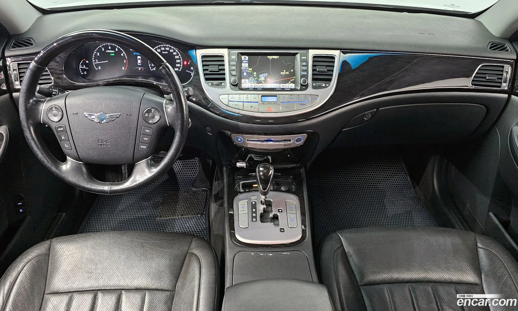 Hyundai Genesis 2011 — 16