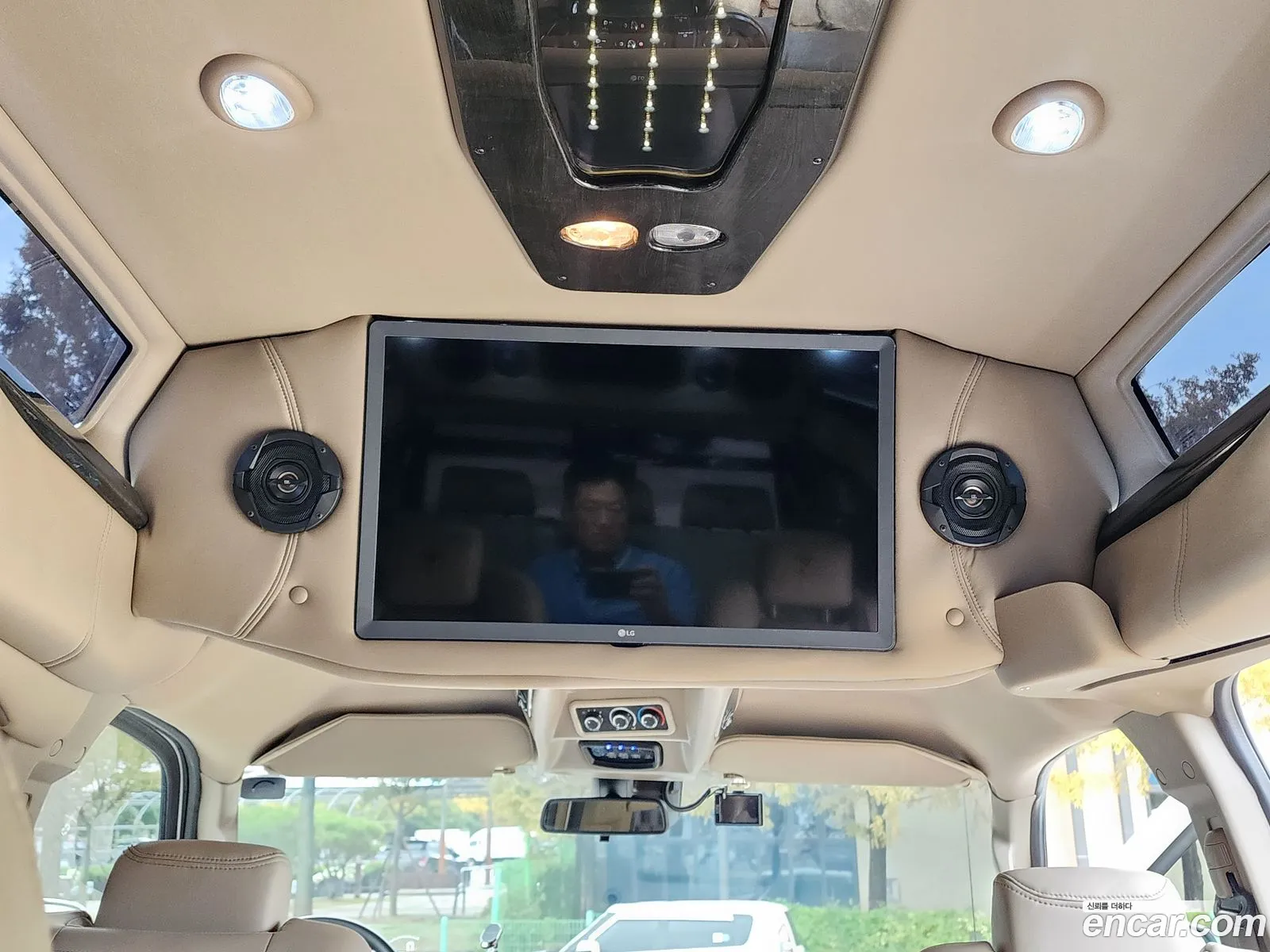 GMC Savana 2020 — 19