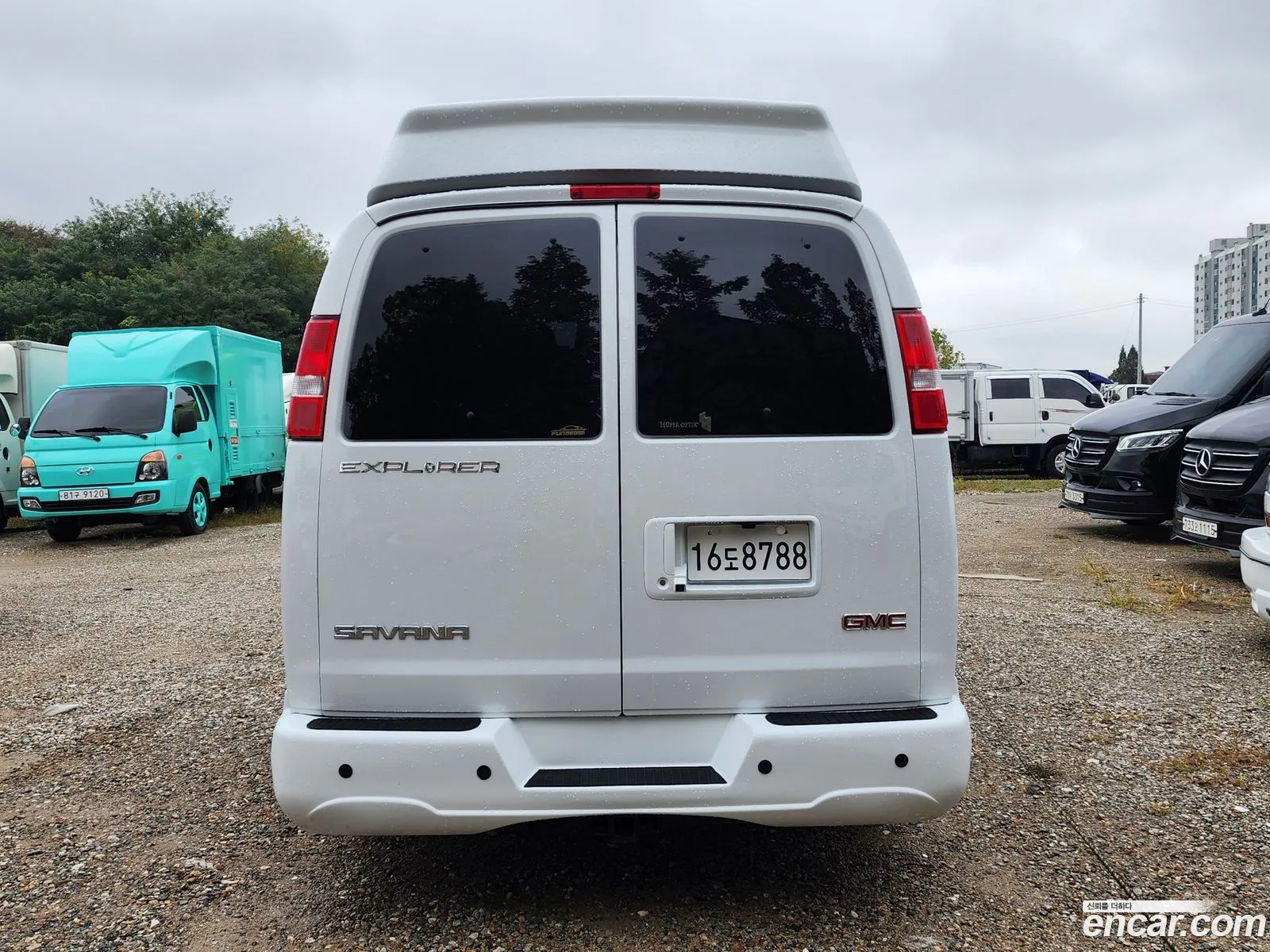 GMC Savana 2020 — 17