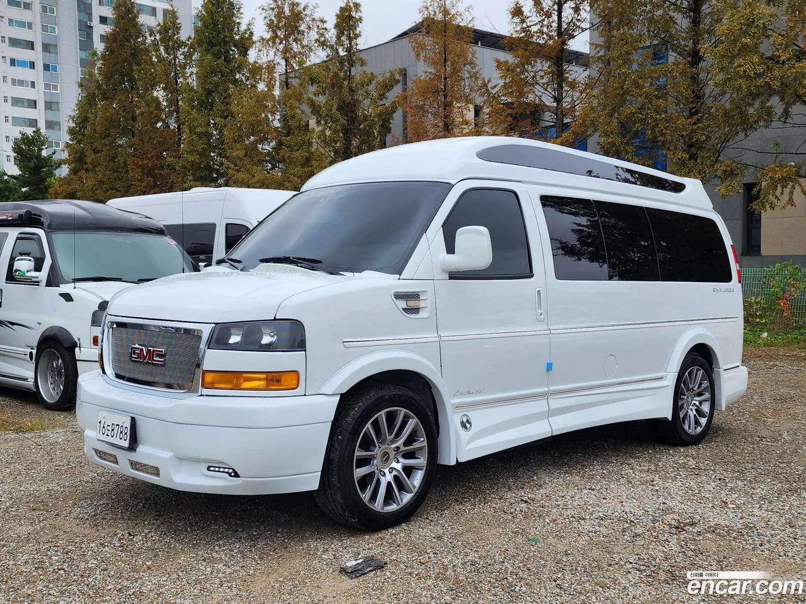 GMC Savana 2020 — 20