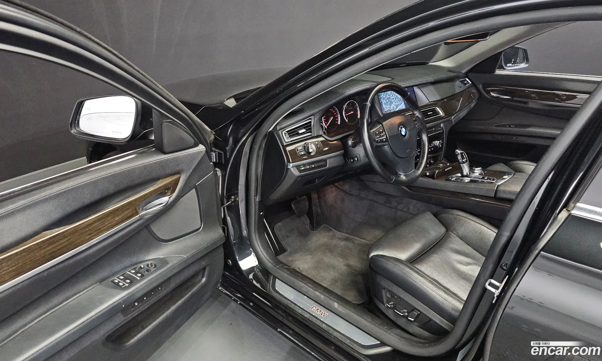 BMW 7 Series 2011 WBAKM2109BC615703 — 2