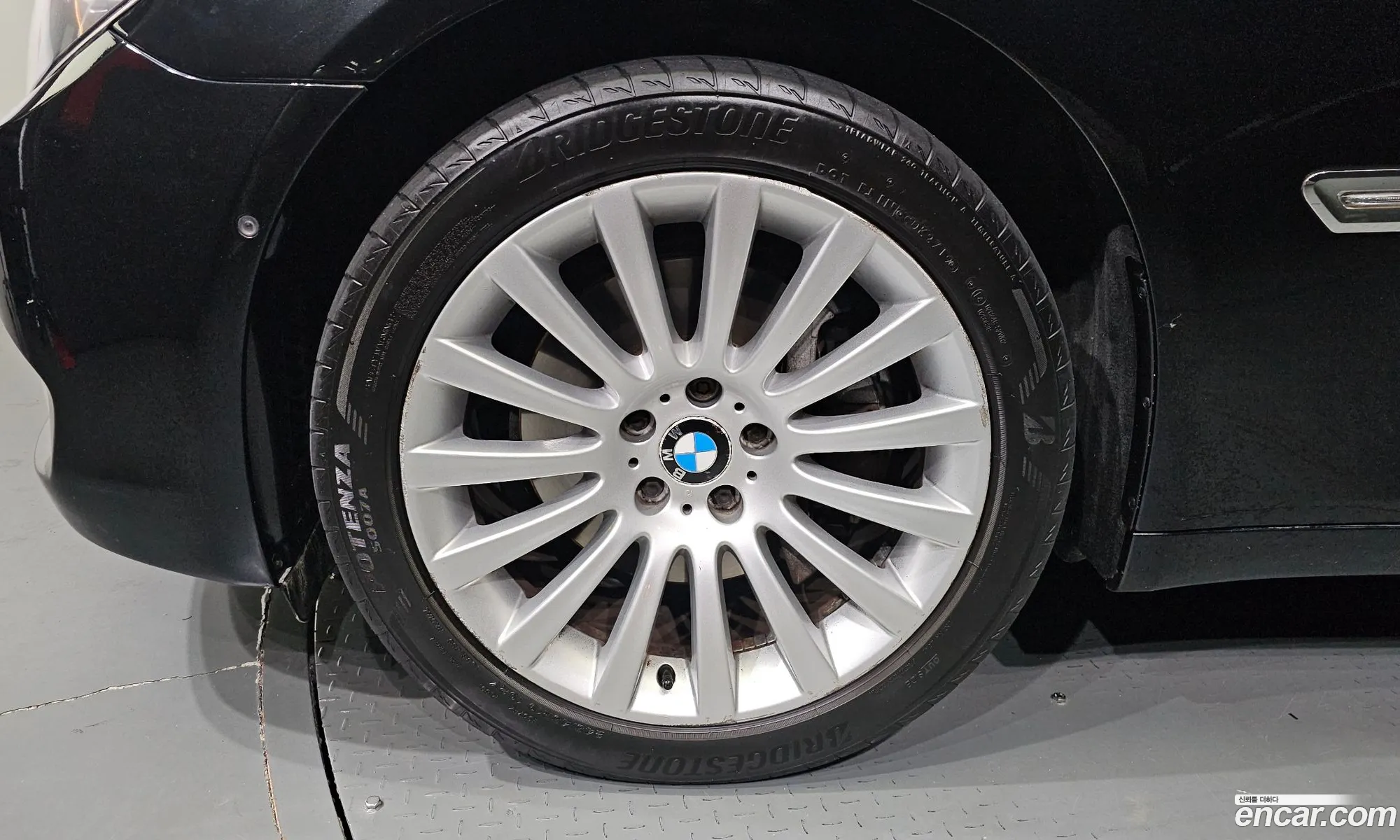 BMW 7 Series 2011 WBAKM2109BC615703 — 3