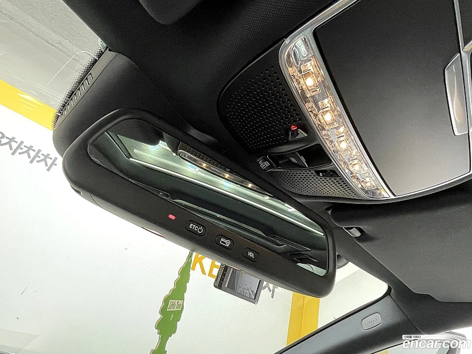 Mercedes-Benz S-Class W222 2016 — 19