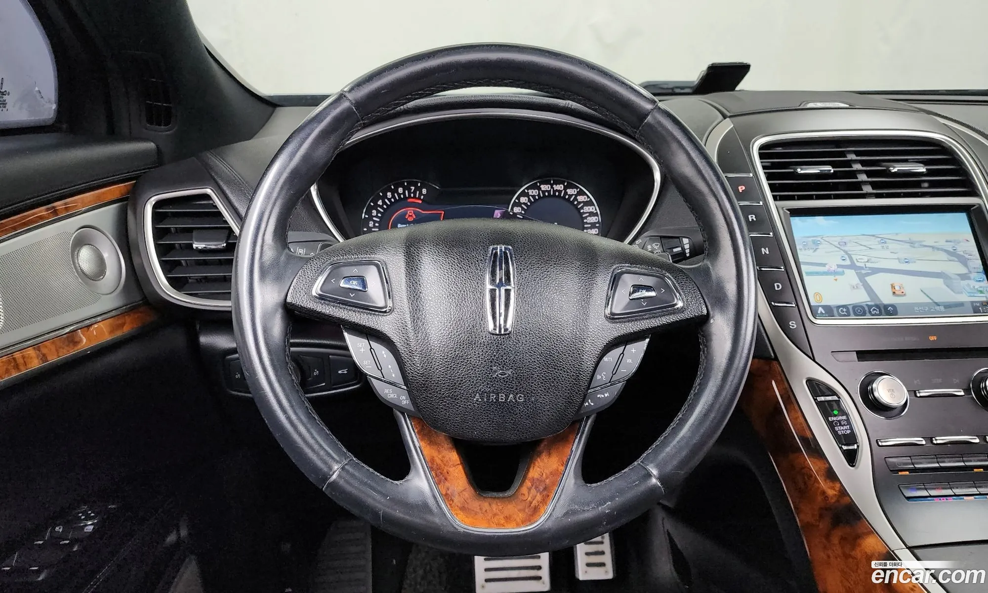 Lincoln MKX 2016 2LMPJ8LP3GBL65932 — 14