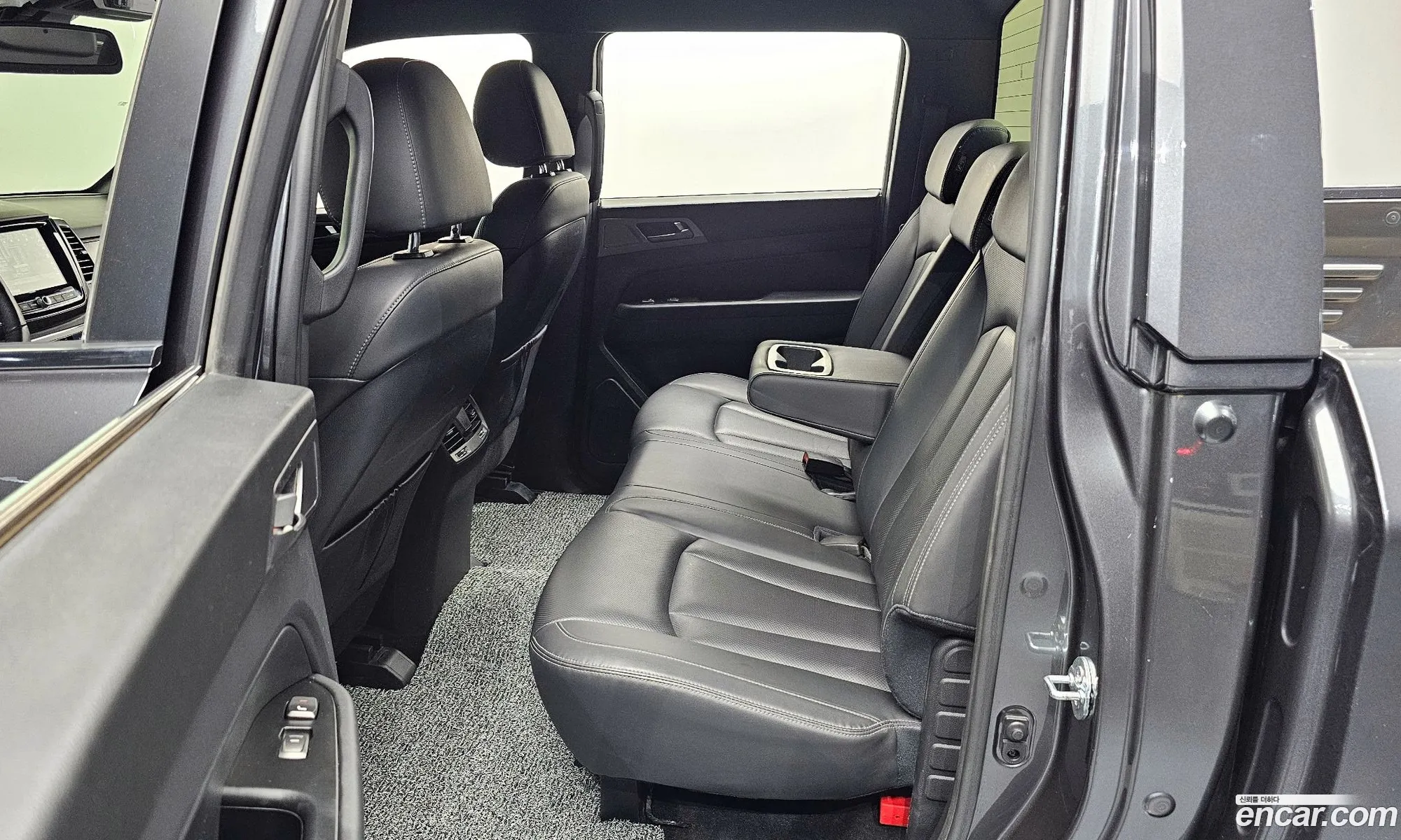 KG Mobility (SsangYong) Rexton Sports Khan 2022 — 8