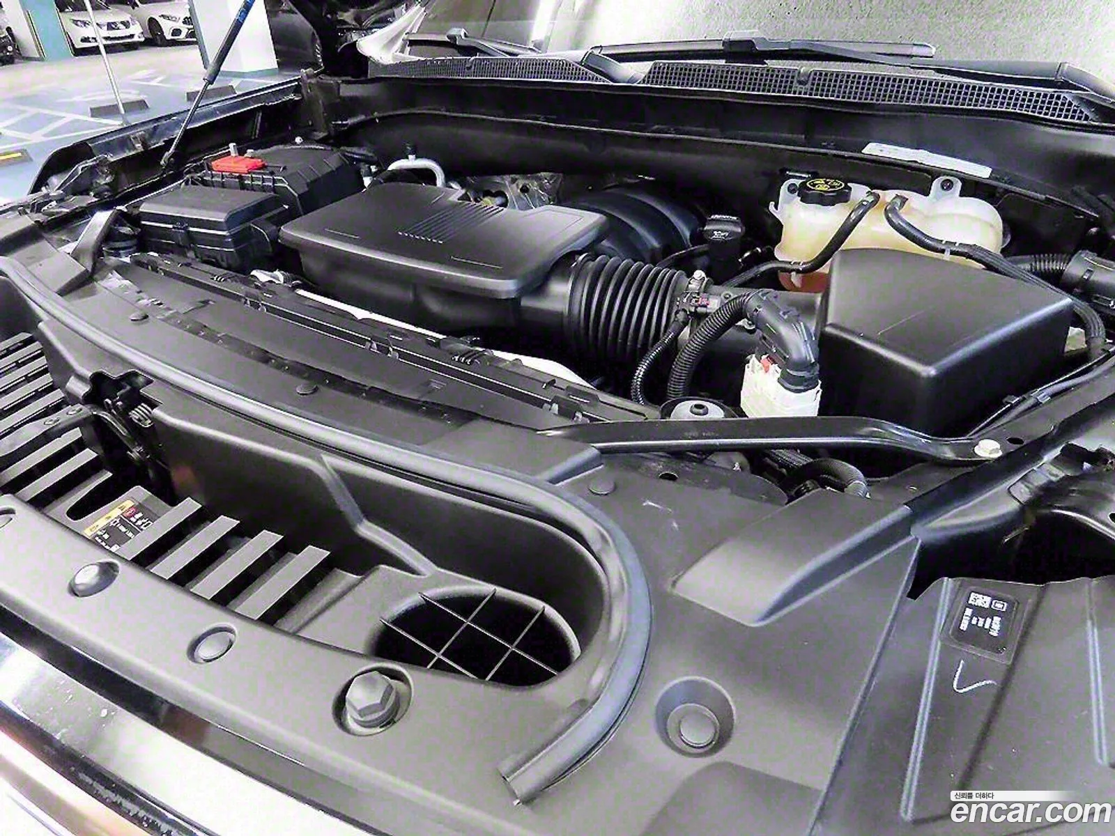 Chevrolet (GM Daewoo) Tahoe 2022 — 9