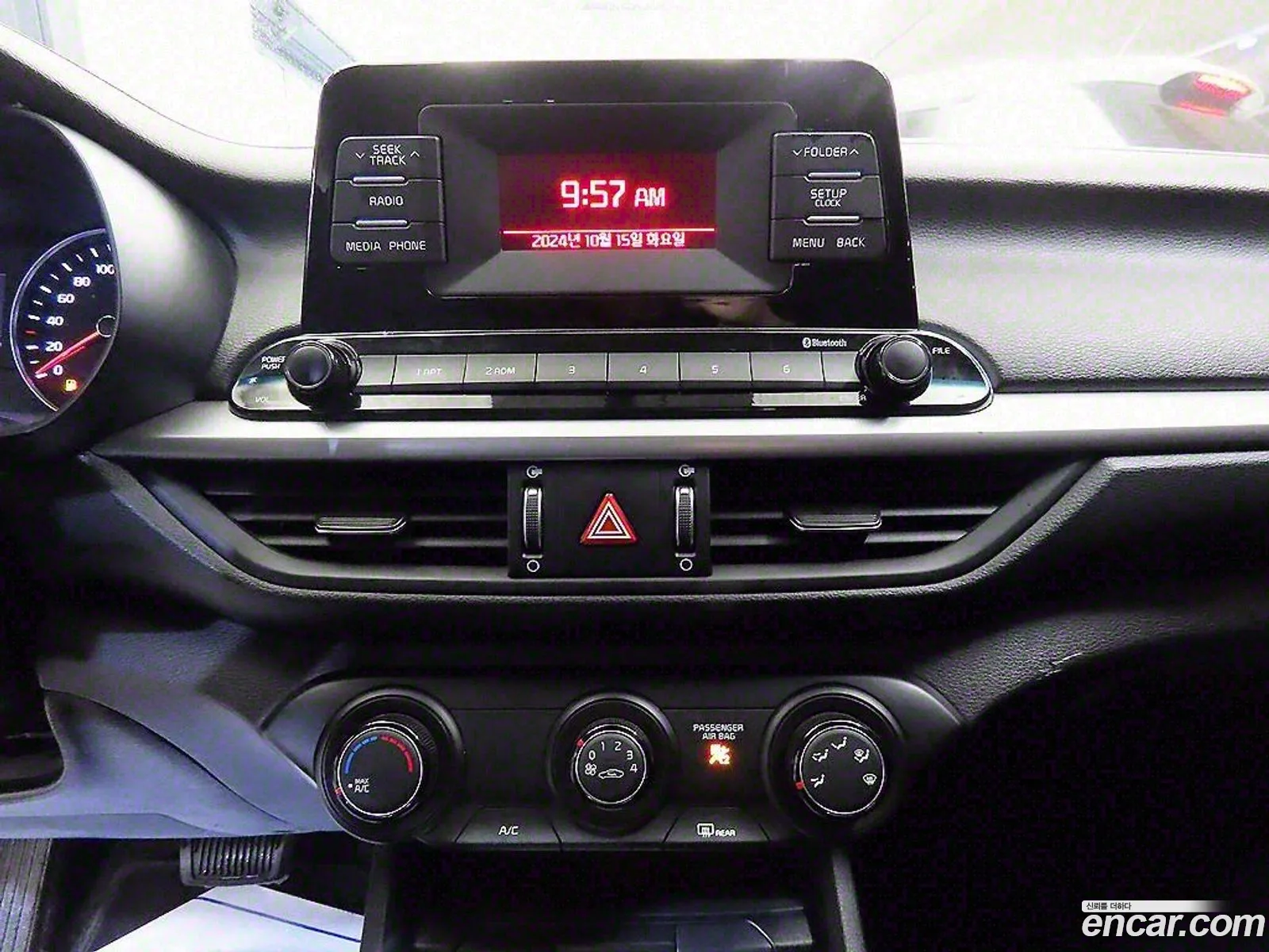 Kia K3 2018 — 17