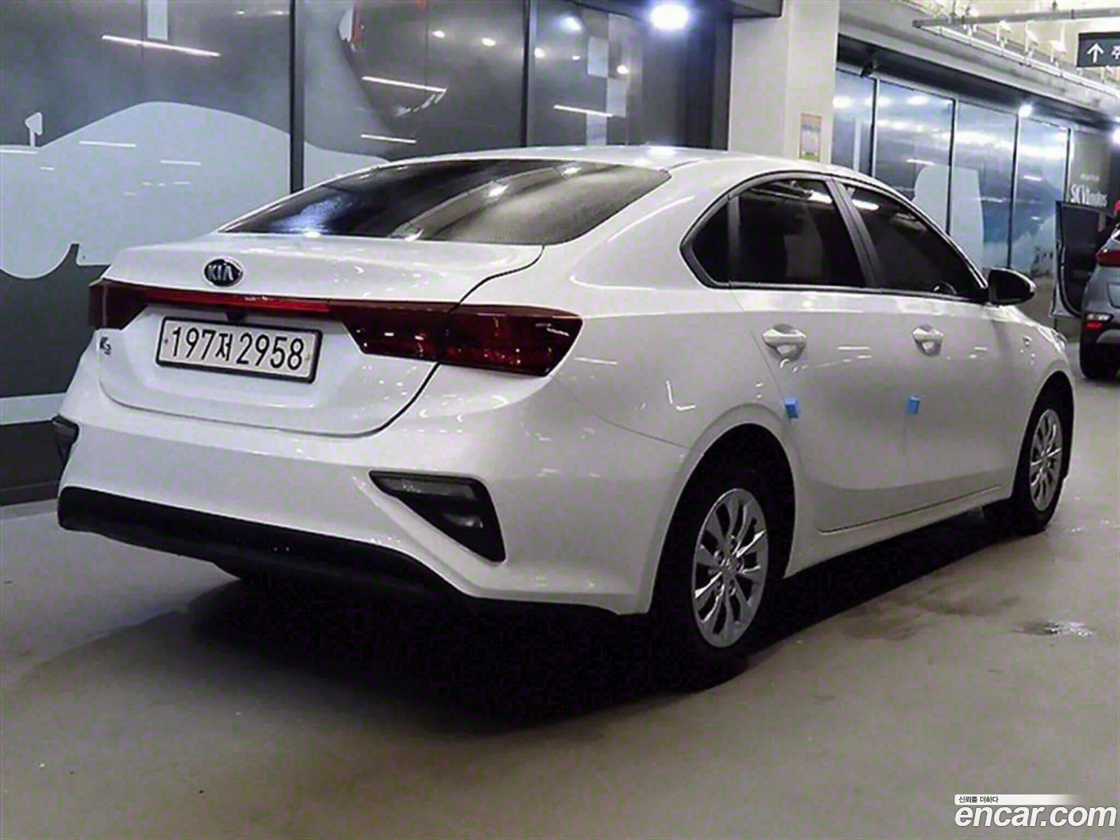 Kia K3 2018 — 10