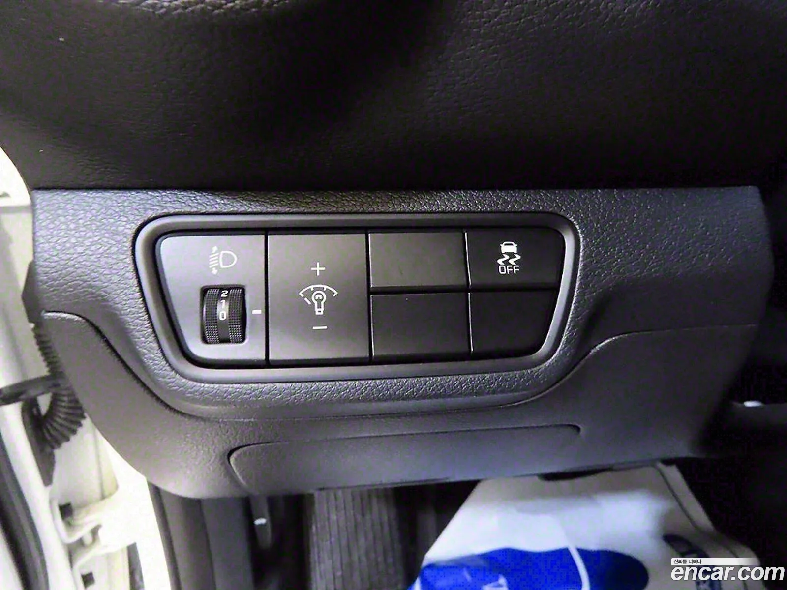 Kia K3 2018 — 12