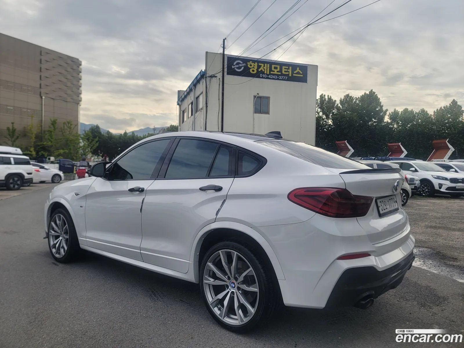 BMW X4 2016 — 14