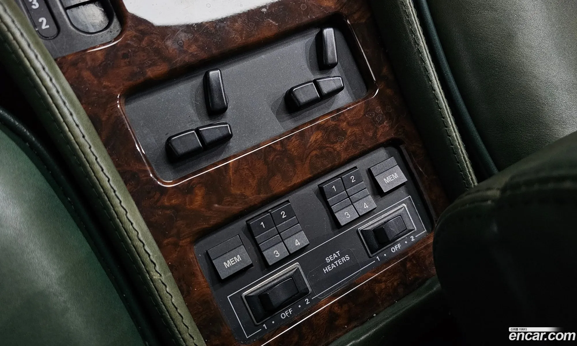 Bentley Brooklands 1993 SCBZE02D — 20