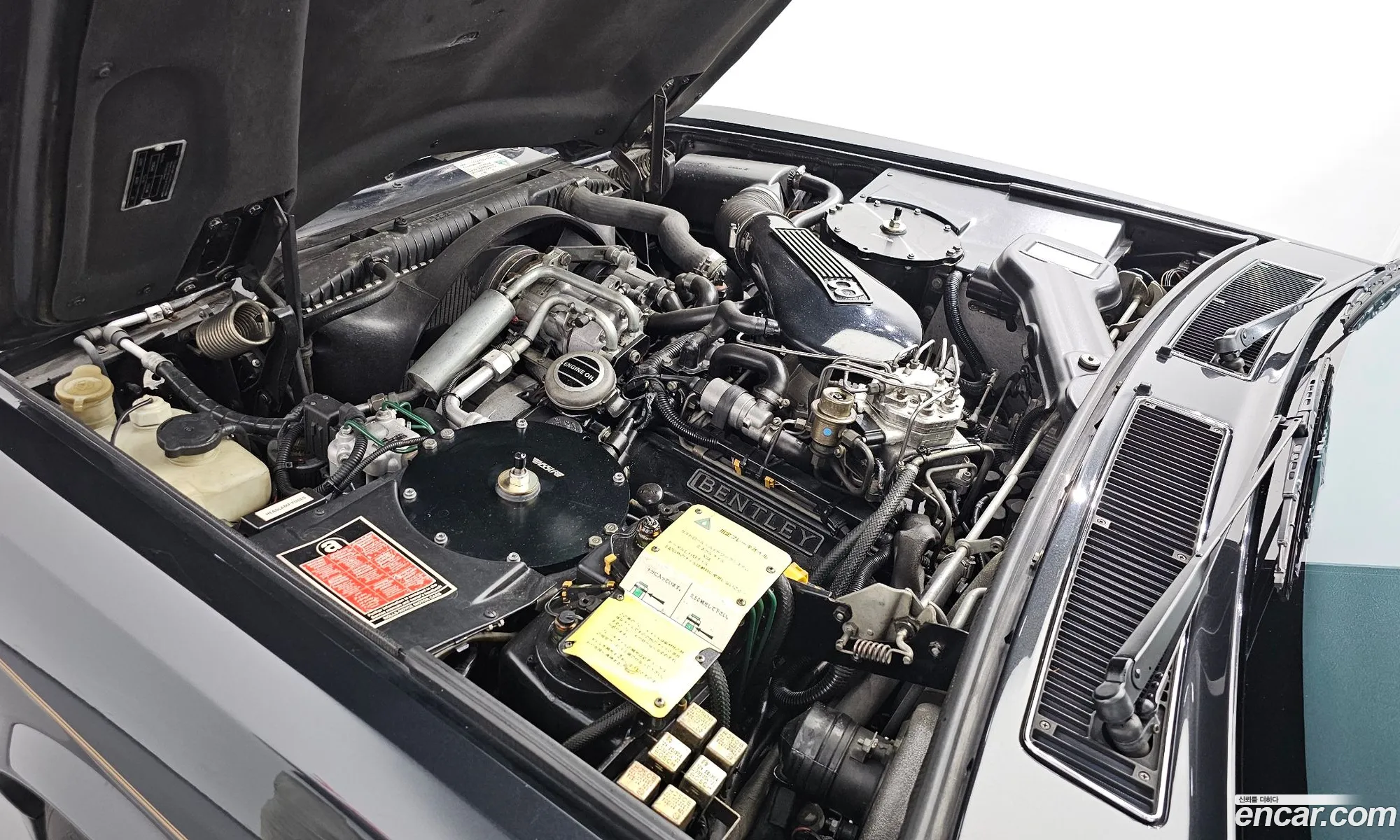 Bentley Brooklands 1993 SCBZE02D — 3