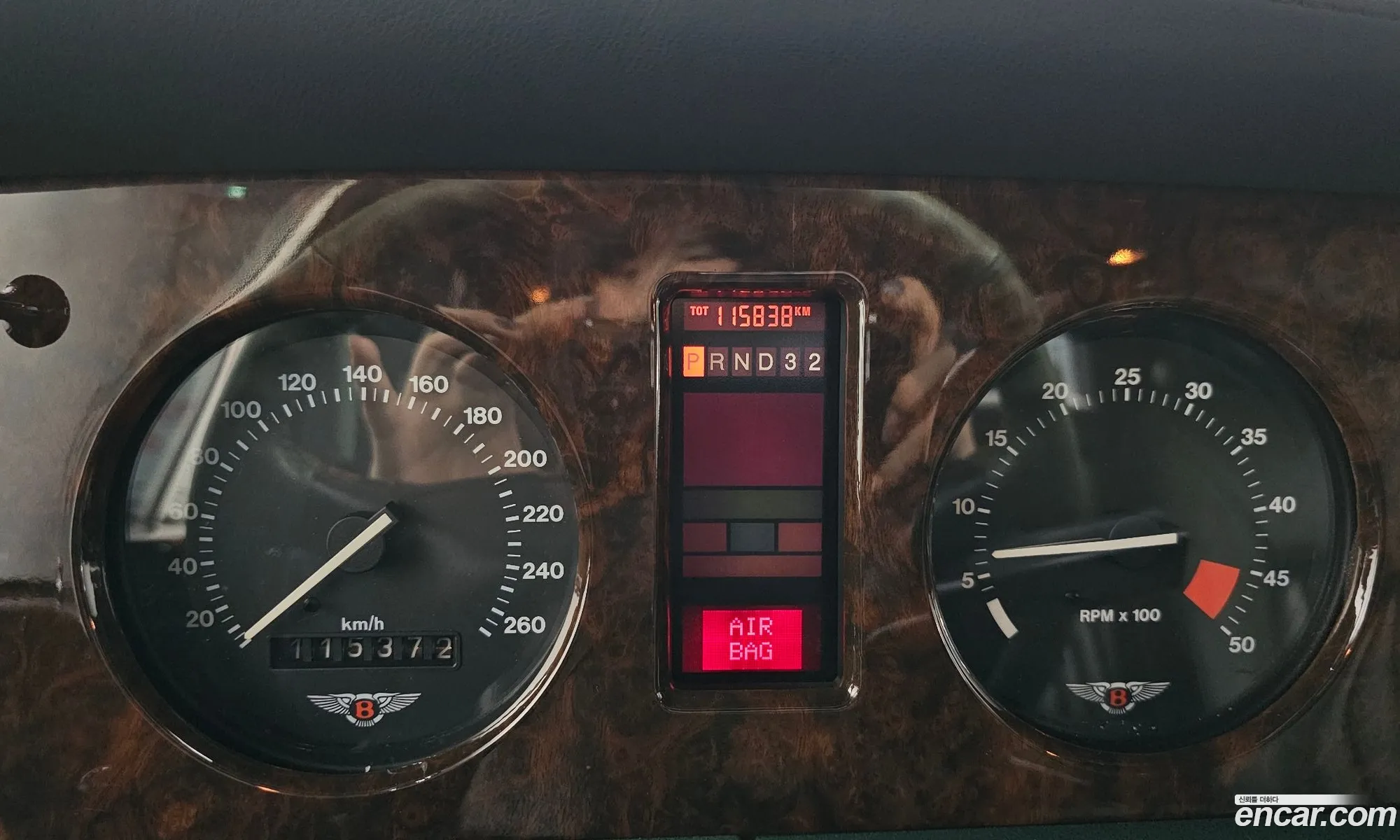 Bentley Brooklands 1993 SCBZE02D — 8