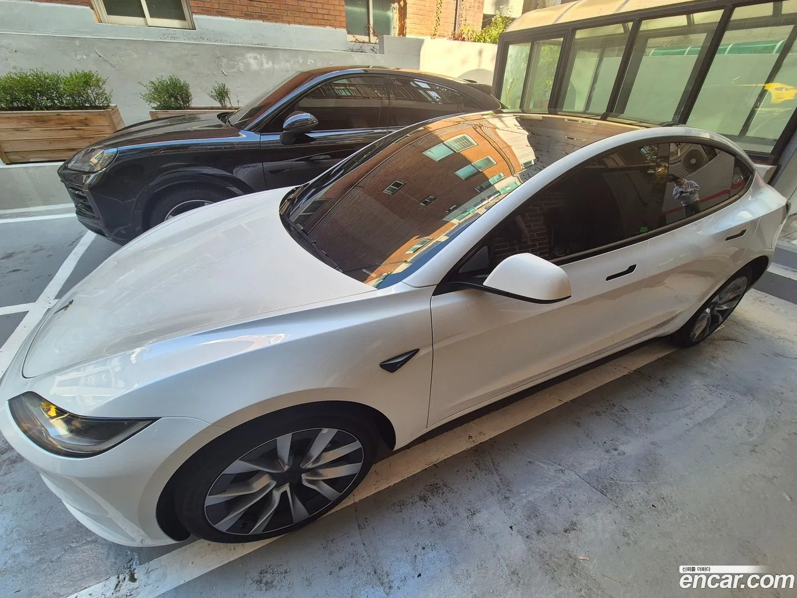 Tesla Model 3 2024 — 9