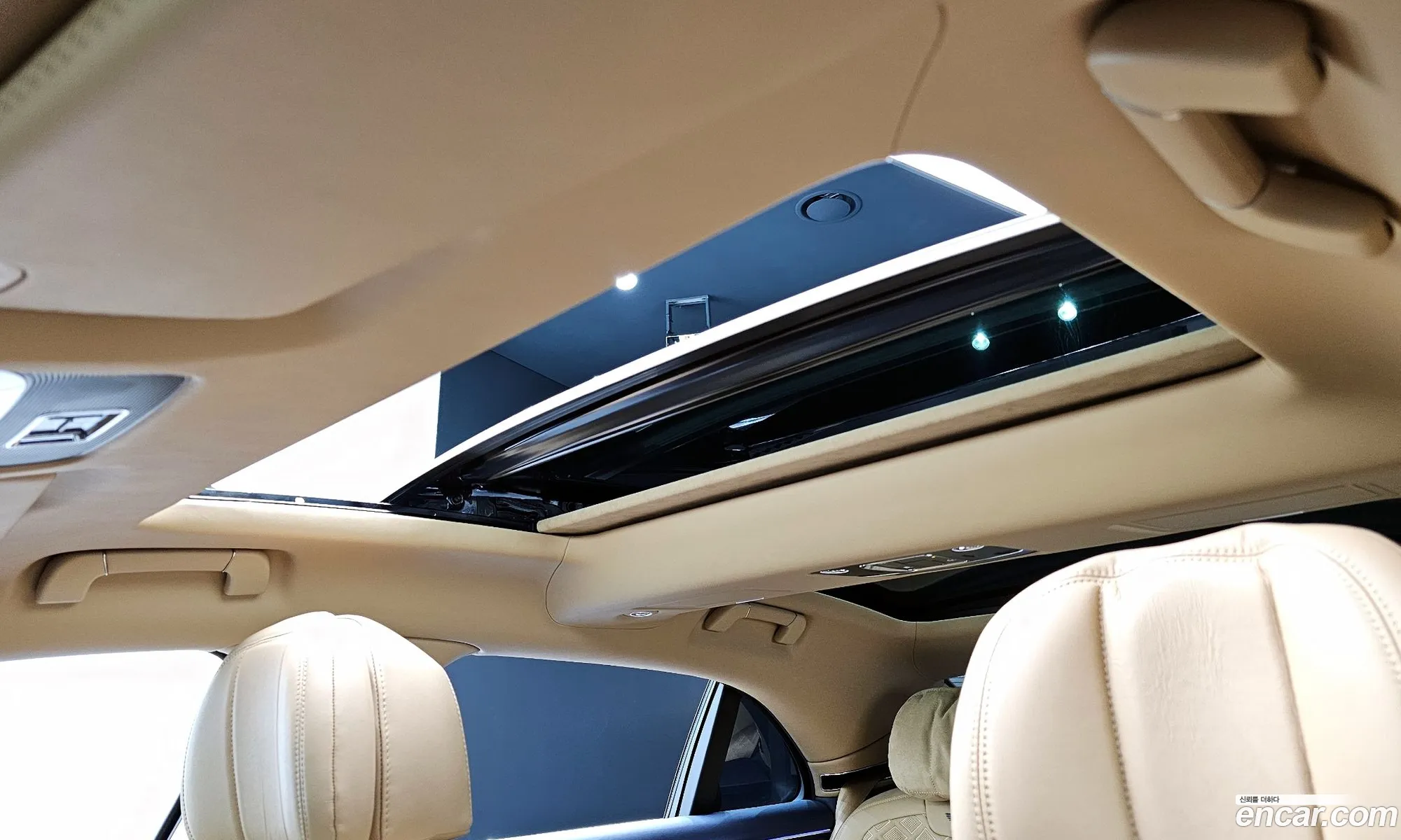Bentley Flying Spur 2021 11111111111111111 — 4