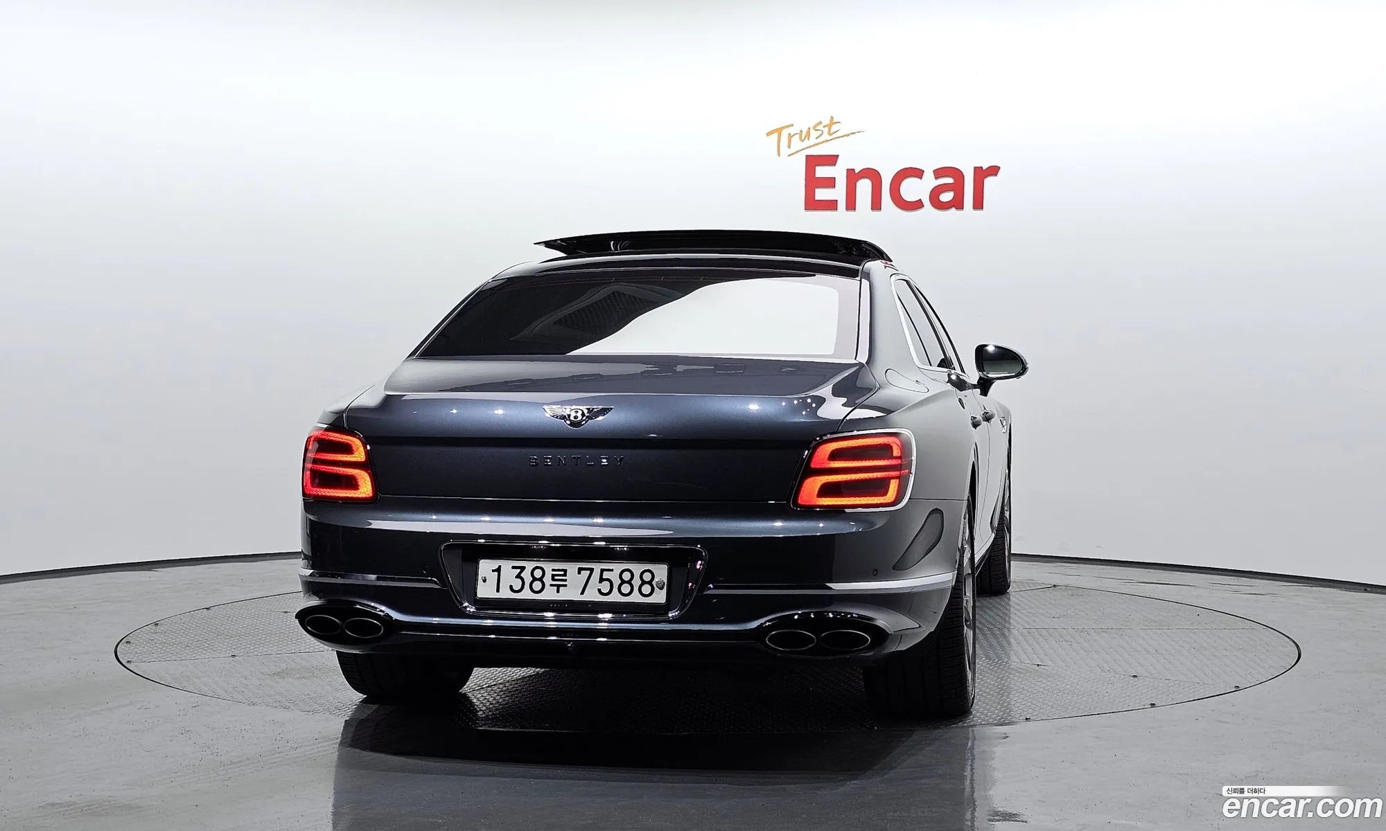 Bentley Flying Spur 2021 11111111111111111 — 6