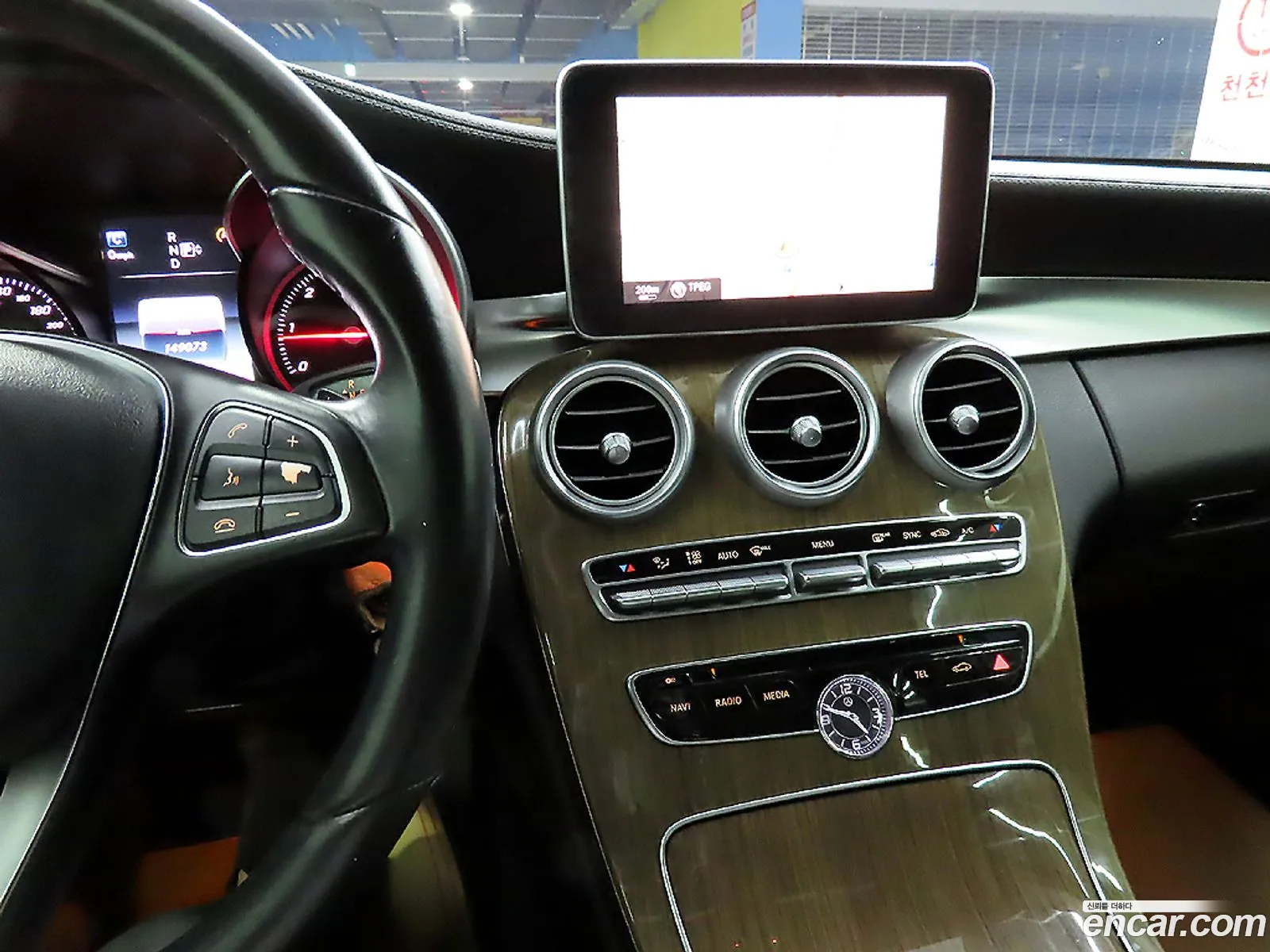 Mercedes-Benz C-Class W205 2015 — 20