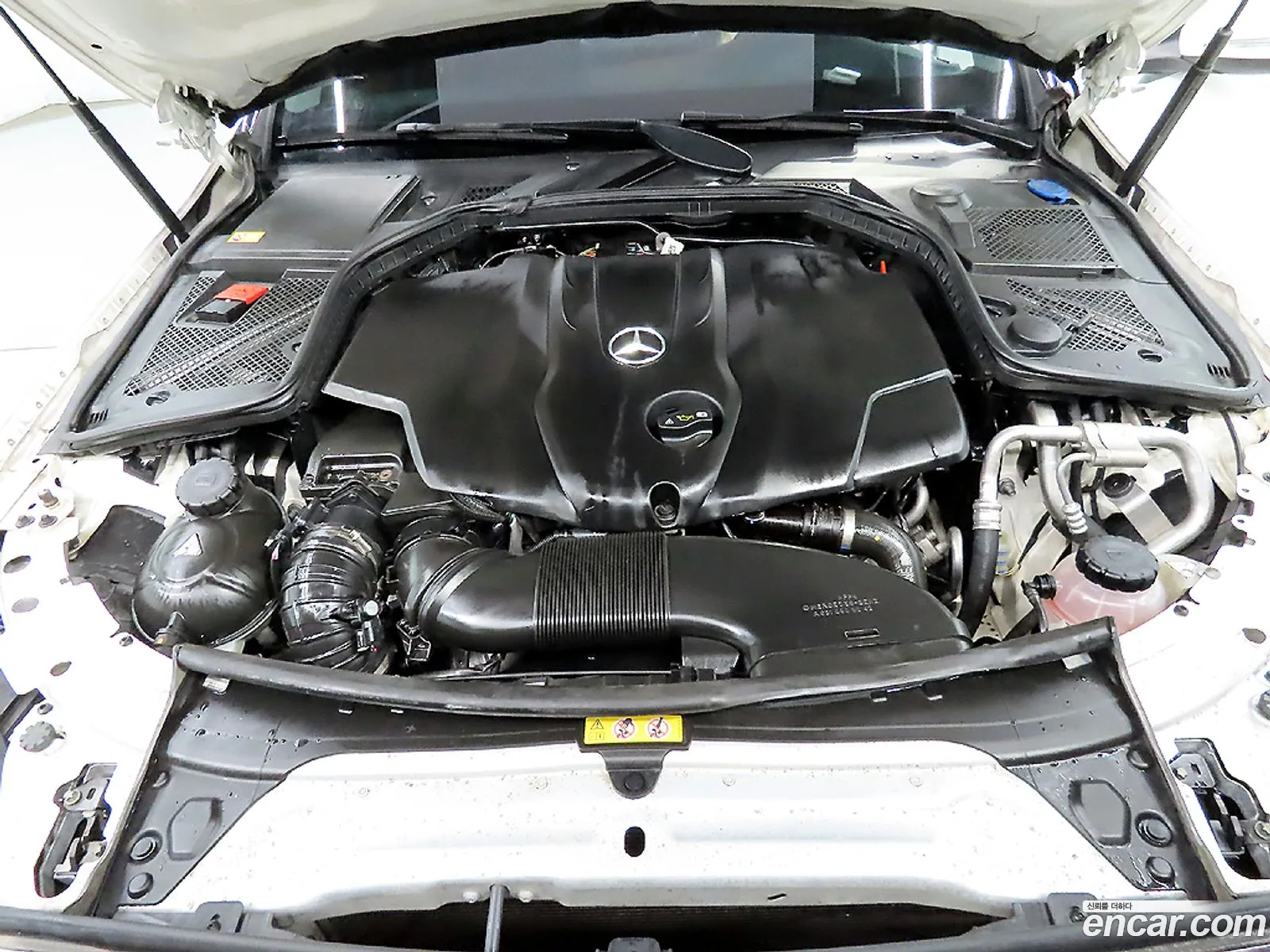 Mercedes-Benz C-Class W205 2015 — 5