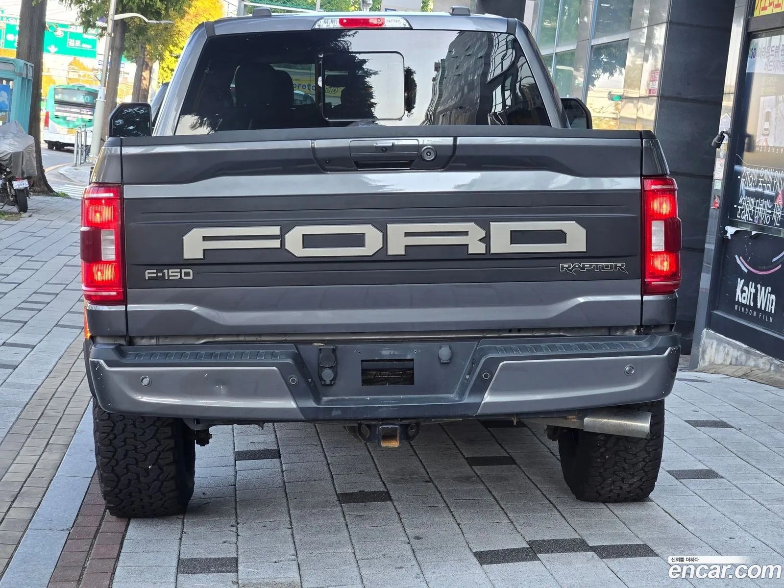Ford F-150 2021 — 4