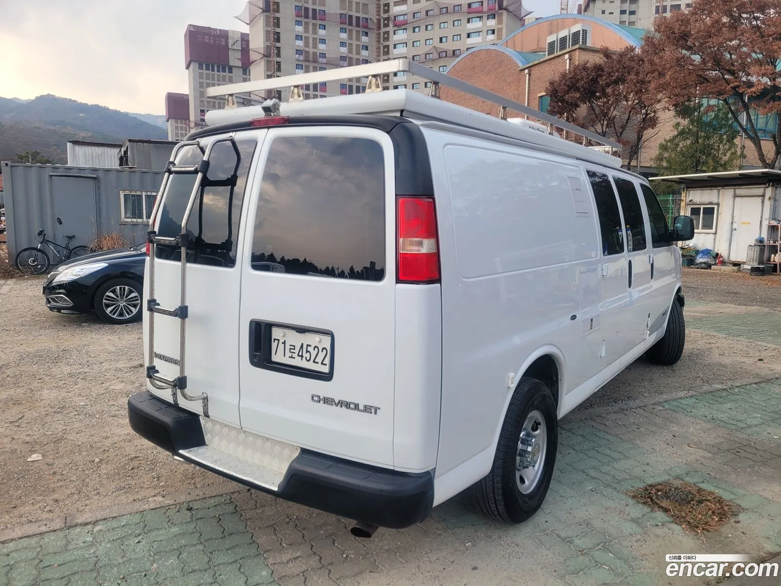 Chevrolet Express Van 2005 — 12