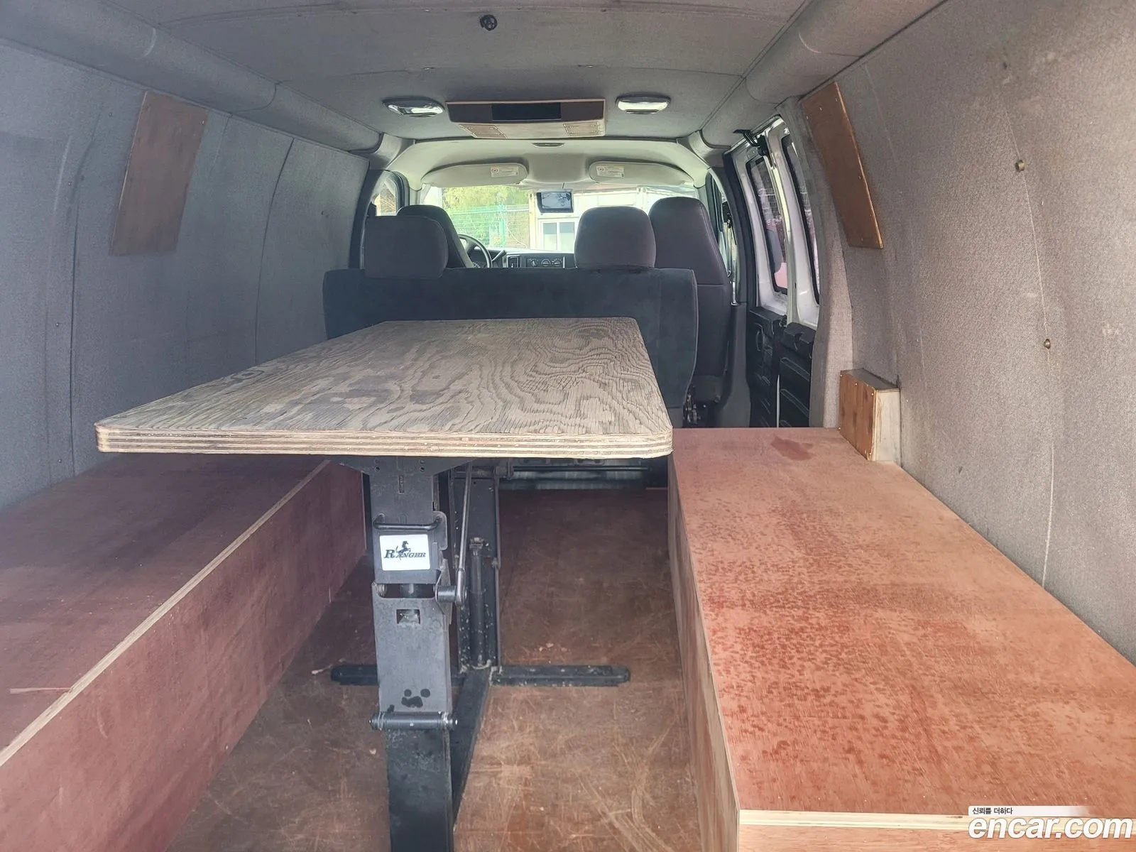 Chevrolet Express Van 2005 — 18