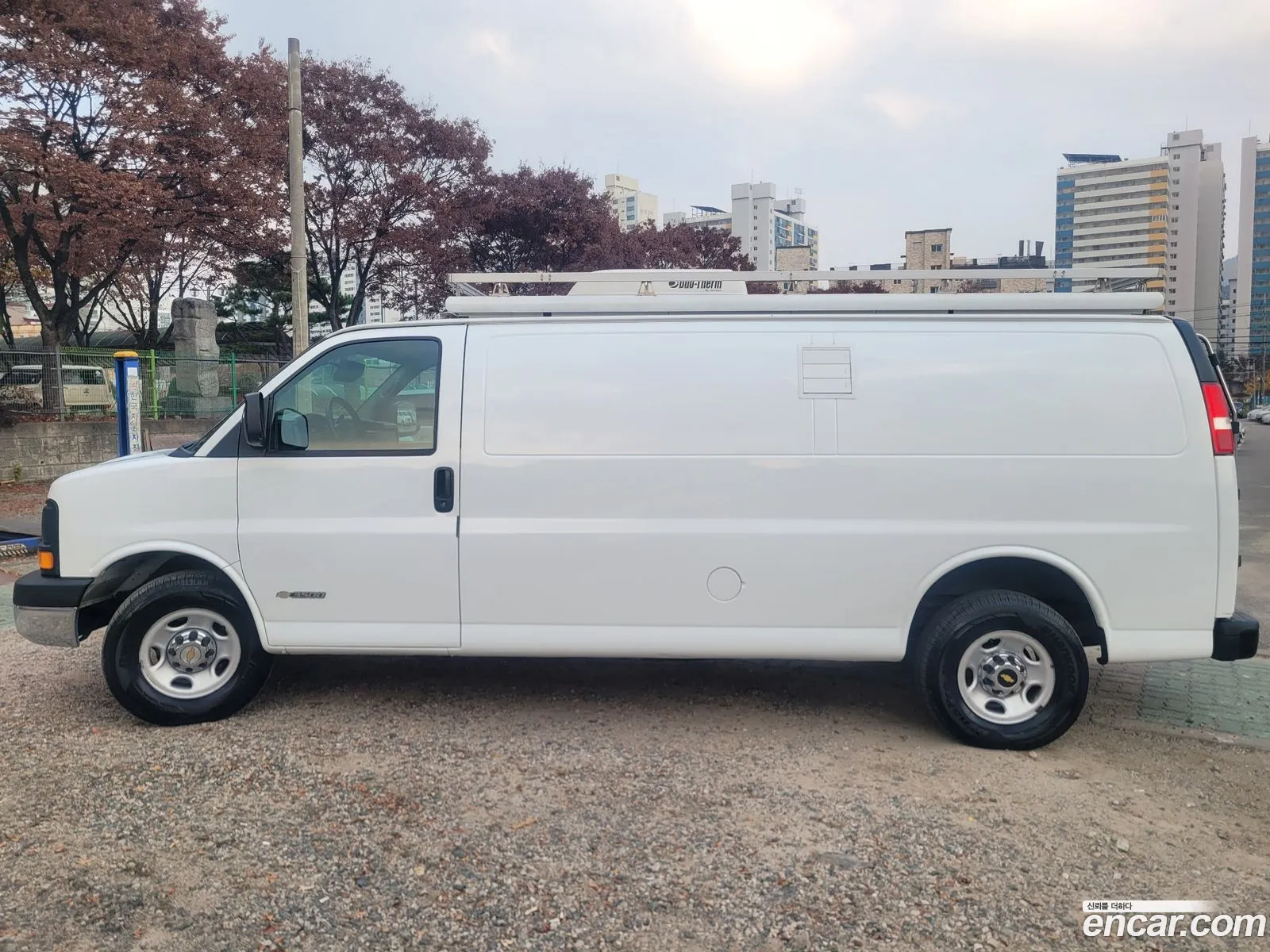 Chevrolet Express Van 2005 — 13