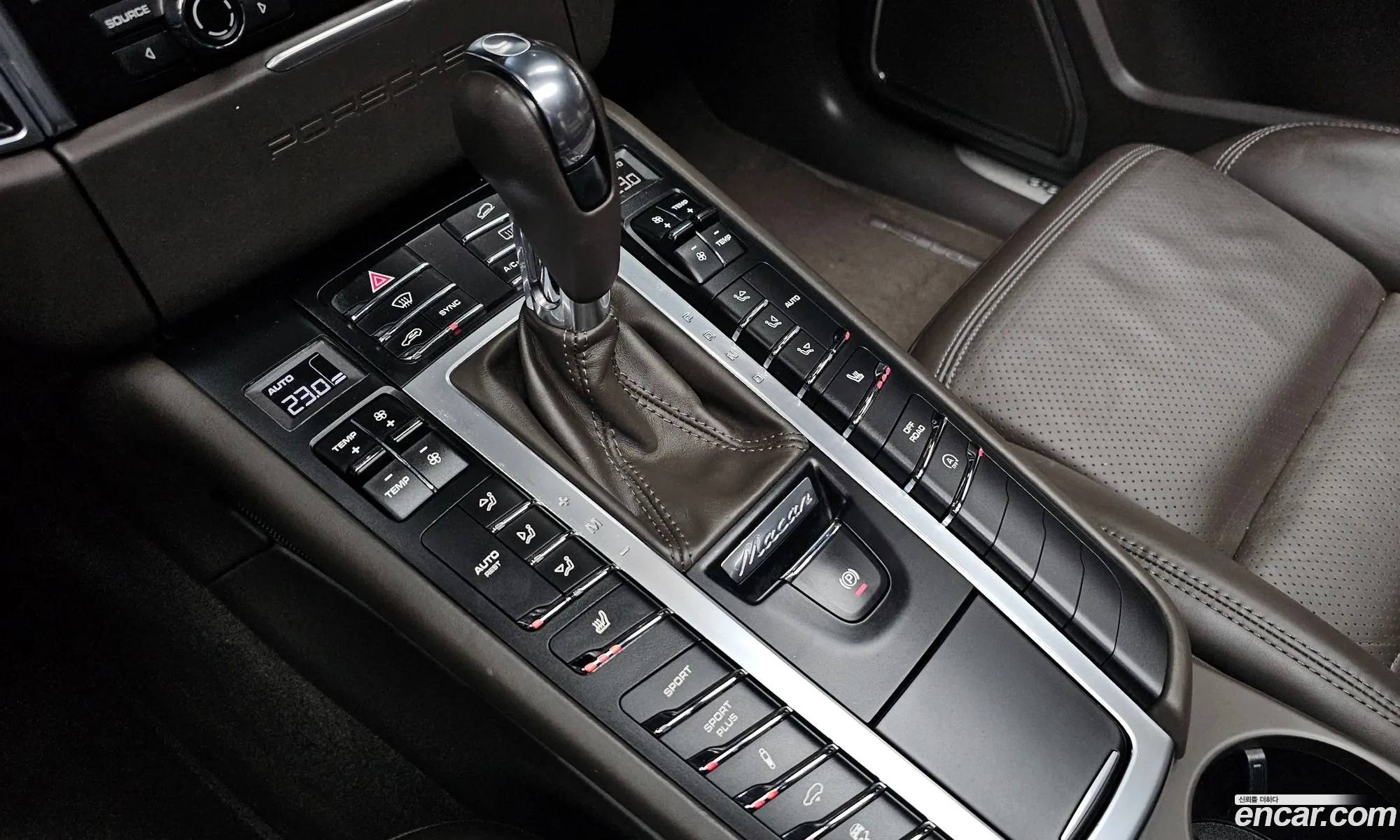 Porsche Macan 2014 WP1AF2957FLB95162 — 20