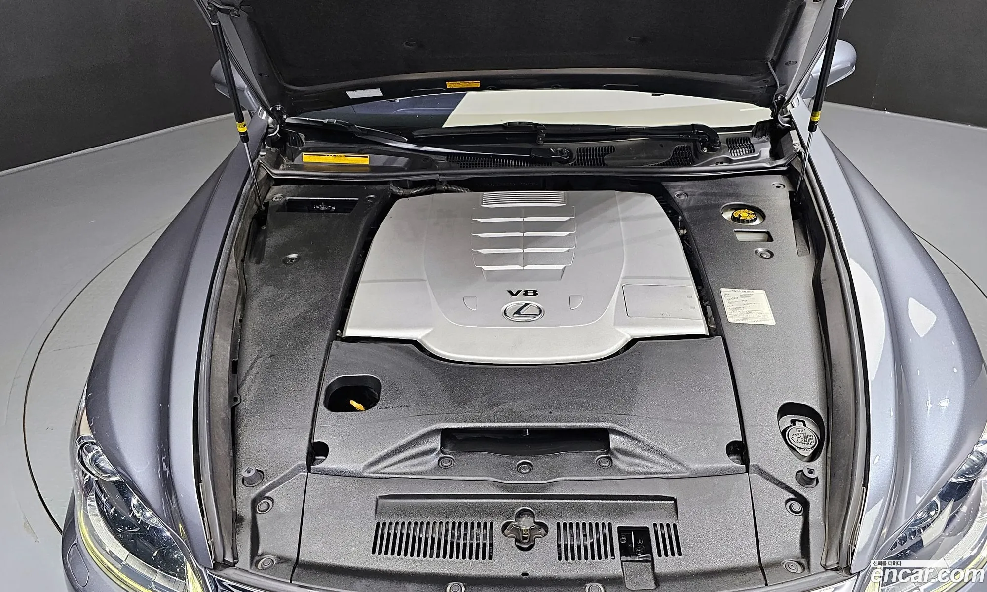 Lexus LS460 2013 — 16