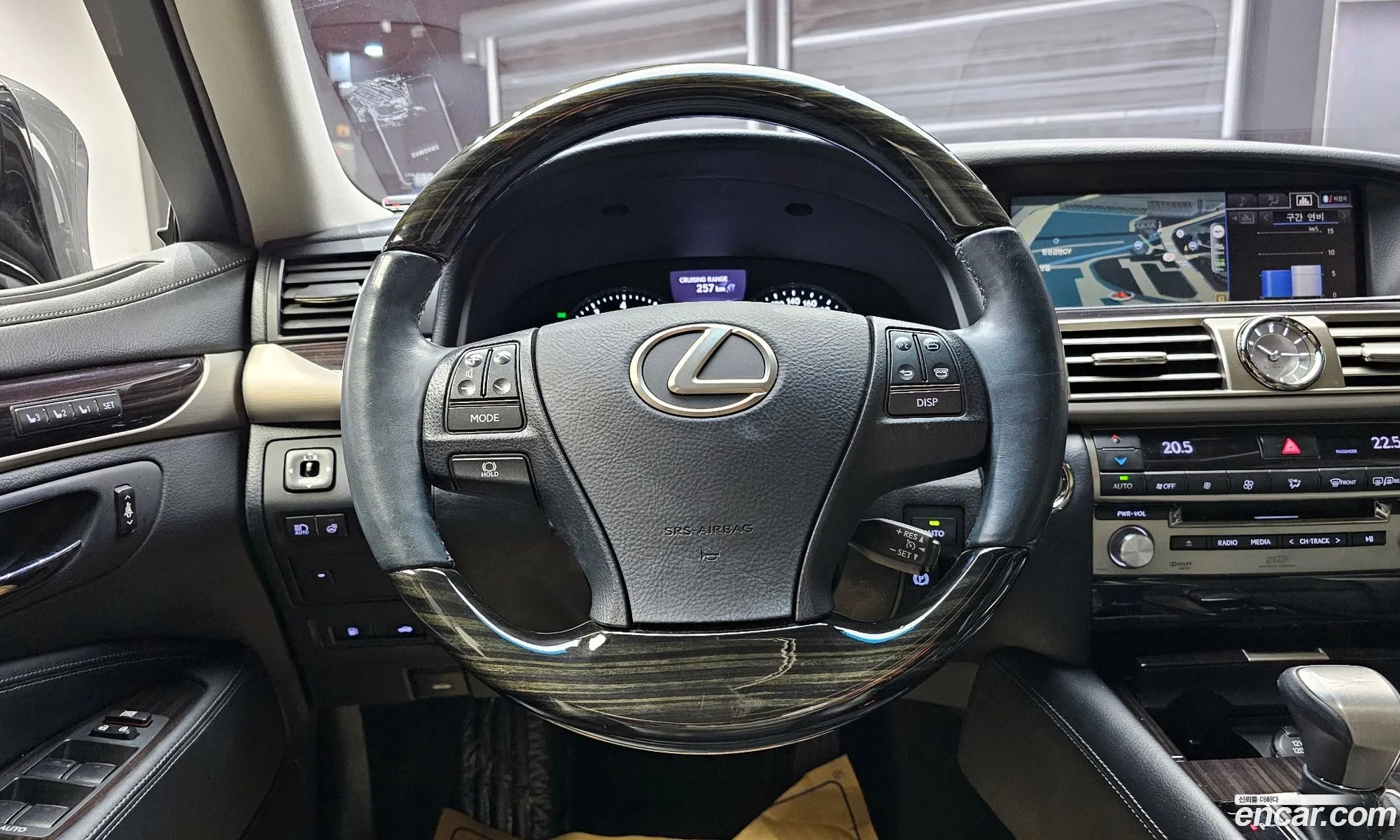 Lexus LS460 2013 — 10